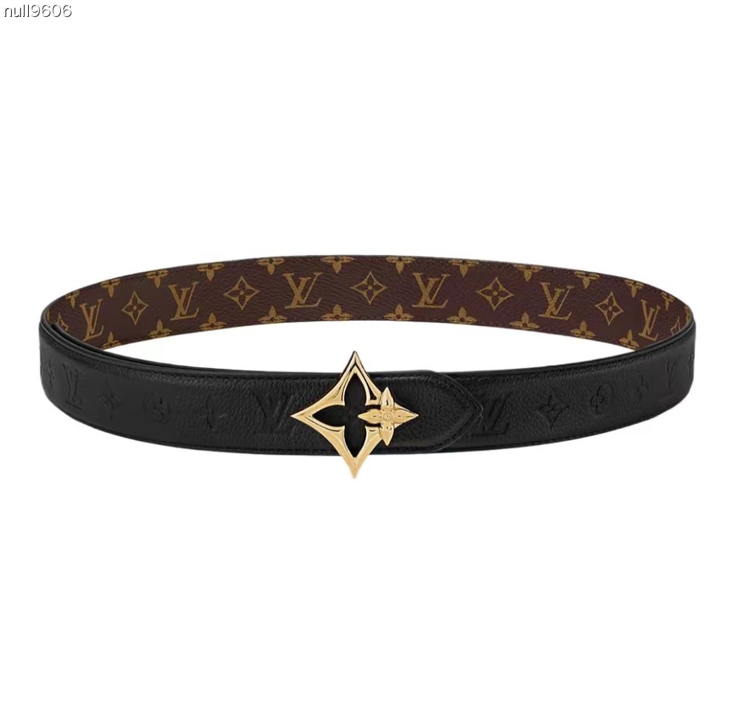 好看的腰带让穿搭效果翻倍‼️L v女士新款腰带 宽度3cm 一面定制帆布面料 一面进口荔枝压饰有图案效果