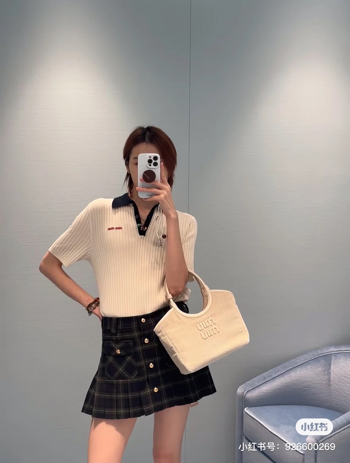 NO:314968,Batch skirt) Batch (shirt) Miumi*24Fw autumn and winter new style English college style long shirt   pleated skirt丨Original development!  High-end production!  It can be used as a skirt or as a jacket to make a huge slim paper piece for people to wear custom imported colored wool plaid fabric!  Press-mounted double pocket design can be sweet and salty, and the girlish style is!  Fashionable essence must be purchased and it is both A and cool!  The stacking artifact looks good no matter how you match it. I highly recommend the model to keep it. The imported wool fabric has a great texture!  Positioning and cutting process, perfect workmanship quality depends on details, spot SML, miumiu, skirts, jackets & coats,shirts,alexander wang19860909批半裙） 批（衬衫）Miumi*24Fw秋冬新款 英格兰学院风长款衬衫 压褶半裙丨原版开发！高版出品！可以当裙子可以当外套的巨显瘦纸片人穿搭定制进口色织羊毛格纹面料！压装双口袋设计可甜可盐气质少女风！时髦精必入单品又A又飒！叠搭神器怎么搭都好看,强烈推荐自留款,进口绵羊毛面料质感超赞！定位对格剪裁工艺,完美做工品质看细节,现货 SML,,miumiu,skirts,jackets & coats,shirts,alexander wang,Women's clothing