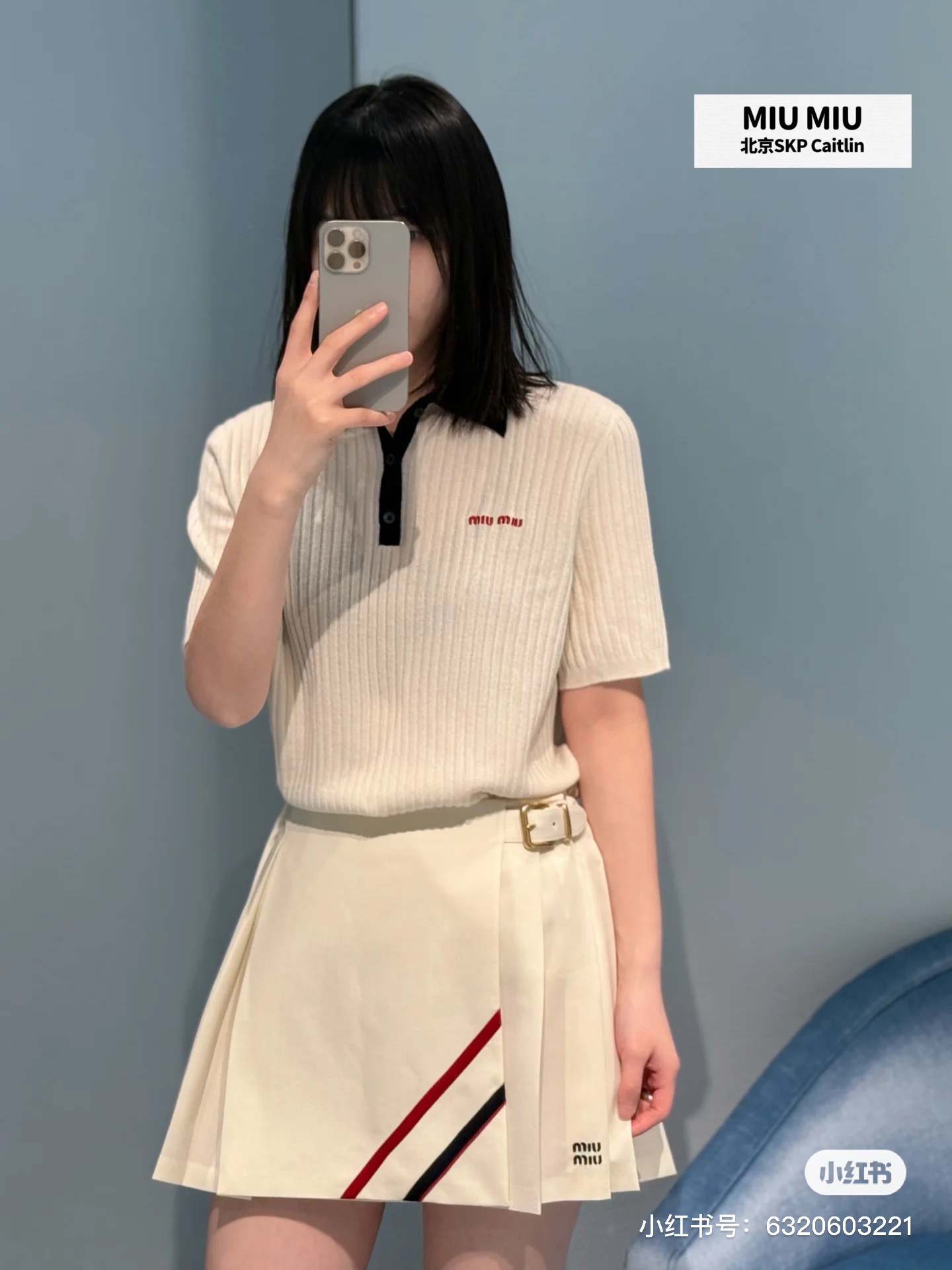 NO:309349,Plugged skirt) Customized YB imported worsted wool cotton material Comfortable and breathable, crisp and stylish Standing collar jacket style The leader's hem is embroidered with contrasting threads to add dynamic and stylishness The embroidered letter logo on the chest highlights the melody temperament The obliquely cut pockets have rich design levels Matched with pleated skirts in the same series The flat cloth is decorated with stripes and belt buckles at the waist. The logo echoes the upper and lower to easily wear it to a relaxed and casual Korean style. Whether it is daily travel or leisure and entertainment, the set of upper body easily attracts attention Customized surface accessories. Accurate version High-version SML,, skirts, jackets & coats, alexander wang19860909批半裙） 定制YB进口精纺羊毛棉材质 舒适透气 挺括有型 立领夹克版型 领袖下摆利用撞色螺纹点缀 增添动感及格调 胸前刺绣字母徽标彰显缪系气质 斜裁口袋丰富设计层次 搭配同系列百褶短裙 平整布面以条纹和腰间皮带扣修饰 徽标上下呼应 轻松穿出松弛休闲韩范儿 无论是日常出行还是休闲娱乐 成套上身轻松吸引目光 定制面辅料 认准版本 高版本 SML,,skirts,jackets & coats,alexander wang,Women's clothing