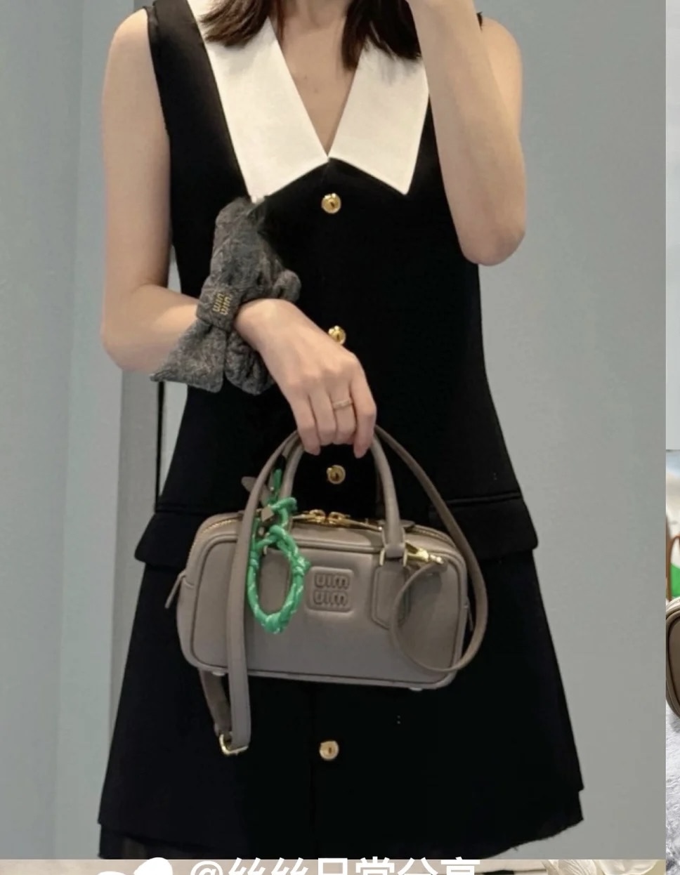 NO:295773,Miu25Fw spring and summer new style contrasting lapel button sleeveless dress. Original development Customized hardware contrasting embellishments, doll collar design, age-reducing and generous, the upper body style is simply perfect, easy to wear to create a golden ratio, and the figure looks so good!  Spot SML, miumiu, skirts, gold, alexander wang19860909批 Miu25Fw春夏新款 撞色翻领纽扣无袖连衣裙.原版开发 定制五金撞色点缀,娃娃领设计 减龄又大方,上身版型简直完美 轻松穿出黄金比例身材太好看了！现货 SML,,miumiu,skirts,gold,alexander wang,Women's clothing