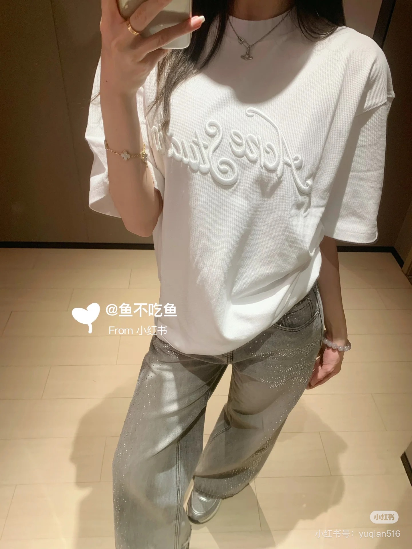 NO:325170,Acne studi* 25Ss early spring new style letter embroidered loose version round neck short-sleeved T-shirt. Original development high-end production!  This issue is a T-shirt that can be closed and closed in this issue is making a brilliant debut!  The classic small round neck design of the same style as men and women is simple and easy to wear, and it attracts a lot of attention when walking on the street!  The youthful and energetic feel is loose and not picky about the figure at all!  It is inclusive and covers the flesh and makes you look thin!  Both appearance and comfort!  Custom fabrics with 100% textures that are super comfortable!  All the items of all seasons are closed!  Spot SML, acne studios, T-shirt,tees, t-shirt,alexander wang19860909批Acne studi* 25Ss早春新款 字母刺绣宽松版圆领短袖T恤.原版开发 高版出品！本期强推可闭眼入的T恤闪亮登场！男女同款经典的小圆领设计简洁好穿 走在街上吸睛度满分！青春又活力的感觉宽松版型完全不挑身材！包容性好遮肉显瘦！颜值与舒适兼具！穿出街回头率百分百定制面料 质感超级舒适！四季款的单品 都给我闭眼冲！现货SML,,acne studios,T-shirt,tees，t-shirt,alexander wang,Women's clothing