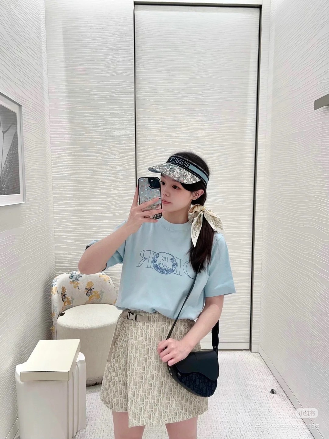 NO:329674,25Ss early spring new jacquard trousers skirt | Imported jacquard material is crisp and stylish, full-print jacquard letter pattern decoration highlights the brand tone front and one-piece skirt design with white webbing silver buckle adjustment and tightening to add a sense of styling, surface auxiliary material development, high-version high-waist skirt and pants tailoring.SML, skirts, alexander wang19860909批25Ss早春新款提花冲锋裤裙|进口提花冲锋材质挺括有型 满印提花字母图案装饰彰显品牌调性正面叠加一片式裙面设计搭配白色织带银色卡扣调节收紧增添造型层次感 面辅料开发 高版出品 高腰裙裤剪裁.SML,,skirts,alexander wang,Women's clothing