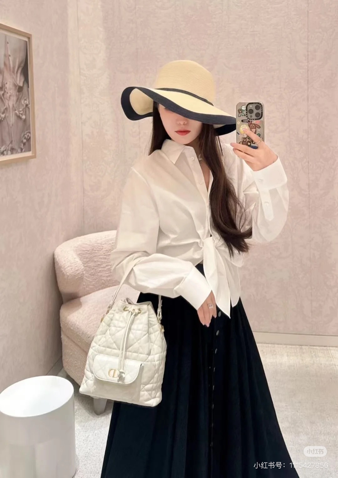 NO:334210,Dio*25Ss early spring new shirt | exquisitely made of cotton poplin, carefully designed versatile items that can be salty or sweet on the upper body. The buttons on the front are the small details on each part show their care. Fashionable items that can be matched in all seasons. No matter how fashion changes, the white shirts have always stood firm and never out of time. SML, dior, shirts, alexander wang19860909Dio*25Ss早春新款衬衫|采用棉府绸精致制作,小心机设计上身可盐可甜的百搭单品 前襟纽扣开合 每一处的小细节都彰显了用心,四季可搭的时髦单品,无论时尚如何变化,白衬衫一直屹立不倒,永不过时 SML,,dior,shirts,alexander wang,Women's clothing