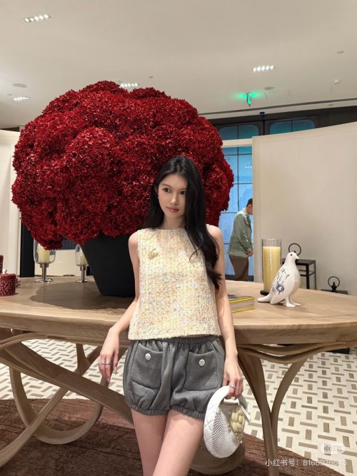 Chanel 25SS Floral Cotton Shorts - Chic & Comfortable Daily Wear 1 Chanel 25SS Floral Cotton Shorts - Chic & Comfortable Daily Wear