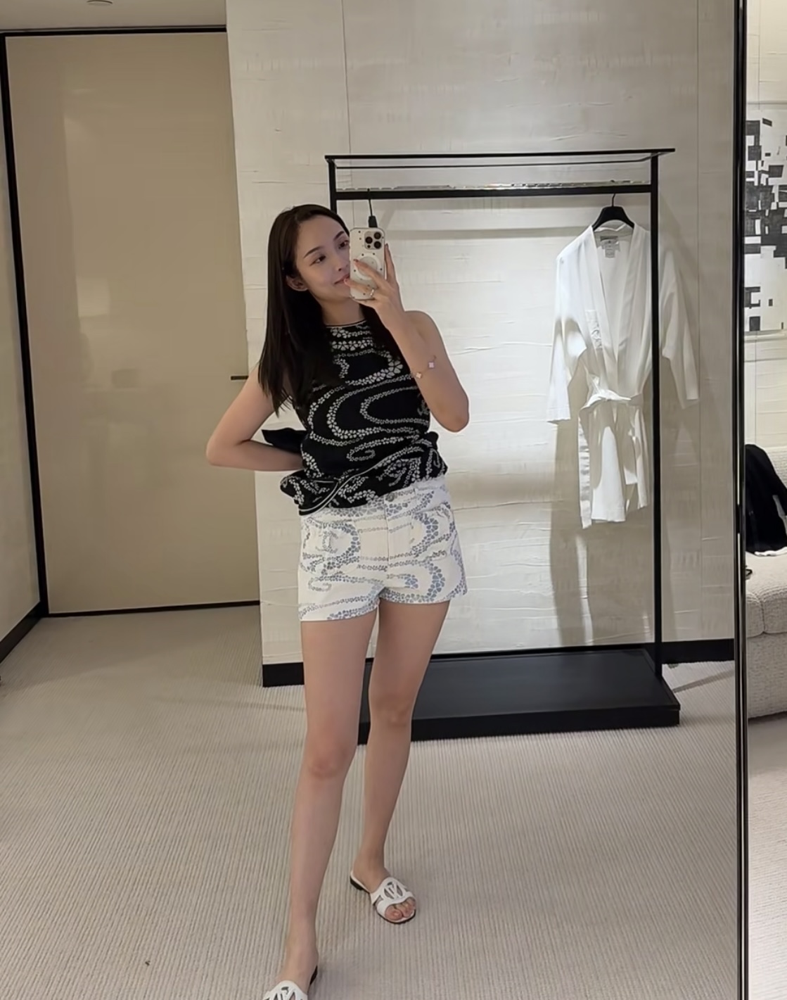 샤넬 25SS 여성 바지 136851 Chanel Pants 썸네일 이미지