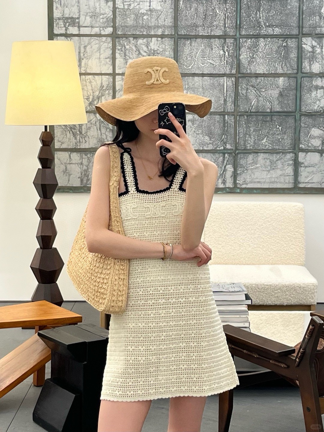 NO:437649,CELIN*25 Spring and Summer Top version, different from the market, original development, high-end product!  Arc de Triomphe hook flower hollow knitted suspender dress sexy age-reducing weight loss Heavy industry knitting pure hand-made hook flower hollowing technology The upper body is really girlish with letter embroidery blessing, a must-have for vacation travel, please make sure my version S M L, celine, skirts, alexander wang19860909CELIN*25春夏 顶级版本,区别市面货,原版开发 高版出品！凯旋门钩花镂空针织吊带连衣裙 性感减龄显瘦 重工编织纯手工勾花镂空工艺 上身真的非常少女气质 字母刺绣加持 ,度假出行必备 认准我家版本S M L,,celine,skirts,alexander wang,Women's clothing