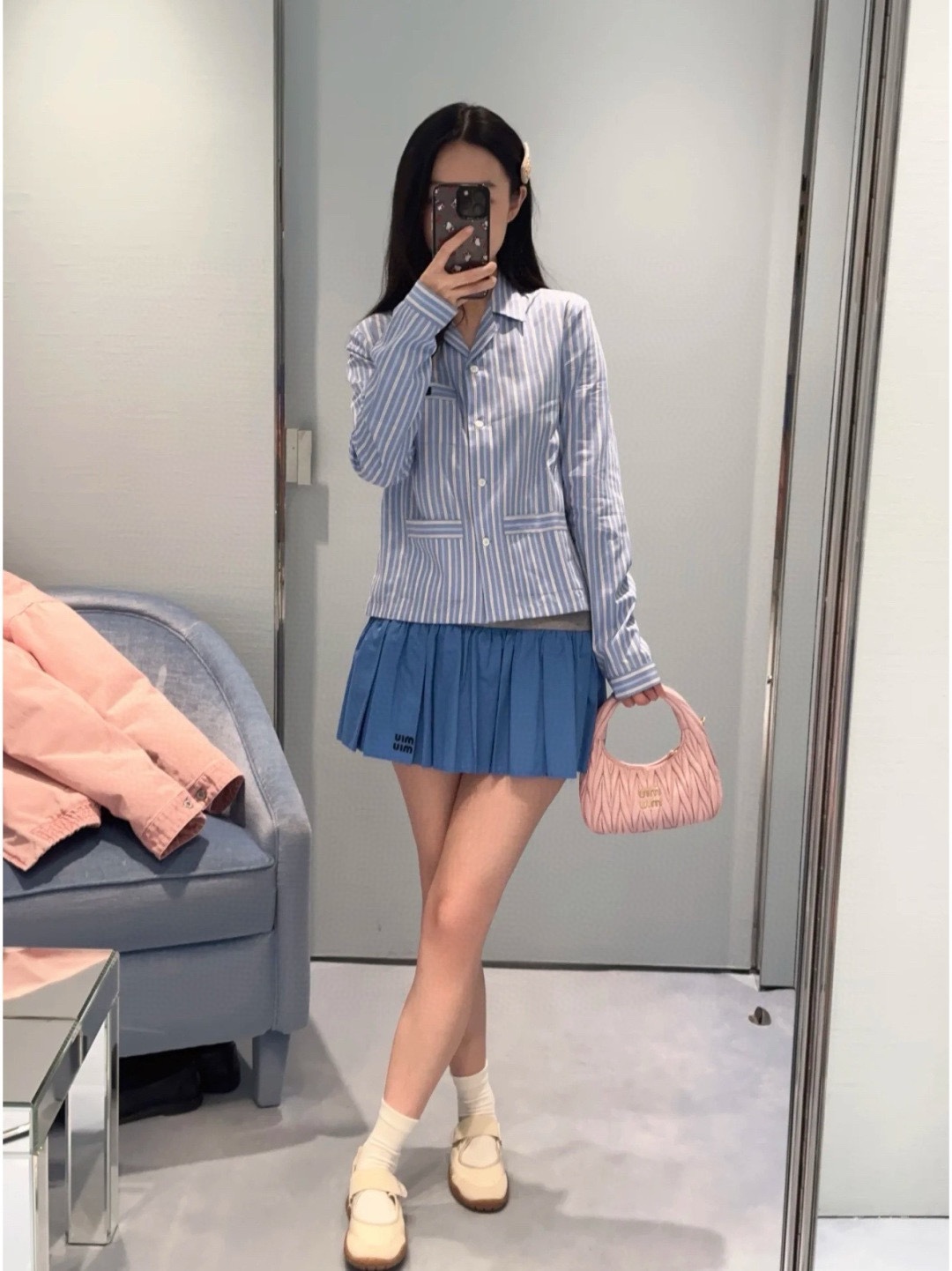 NO:451665,Miumi* 25Ss Spring and Summer New Cotton Striped Casual Shirt Original Developed!  High-end production!  Weaving striped fabric with brand logo embroidery pocket shirt regular style SML, miumiu,shirts,alexander wang19860909Miumi* 25Ss春夏新款 棉质条纹休闲衬衫 原版开发！高版出品！色织条纹面料 饰有品牌标识徽标刺绣 口袋衬衫常规版型 现货SML,,miumiu,shirts,alexander wang,Women's clothing