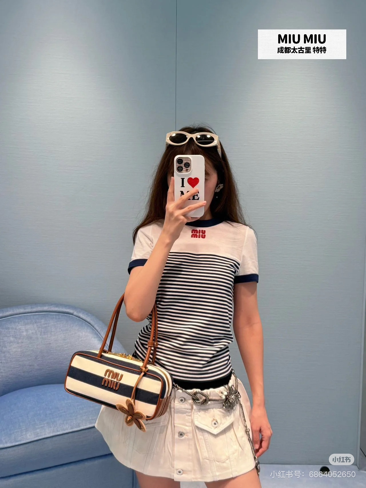 NO:453635,MiuMi*25ss Spring and Summer New Model, Micro-Standard Cotton Stripe Contrast Color Short Sleeve Original Development High-Premier Production!  Cotton fabric decorated with contrasting brand logo embroidery logo age-reducing stripes pattern contrasting rib trim slim fit style perfect workmanship quality depends on details. Spot SML, miumiu, T-shirt, alexander wang19860909MiuMi*25ss春夏新款 微标棉质条纹撞色短袖 原版开发 高版出品！棉质面料 饰有撞色品牌标识刺绣徽标 减龄条纹图案 撞色罗纹饰边 修身版型 完美做工品质看细节.现货 SML,,miumiu,T-shirt,alexander wang,Women's clothing