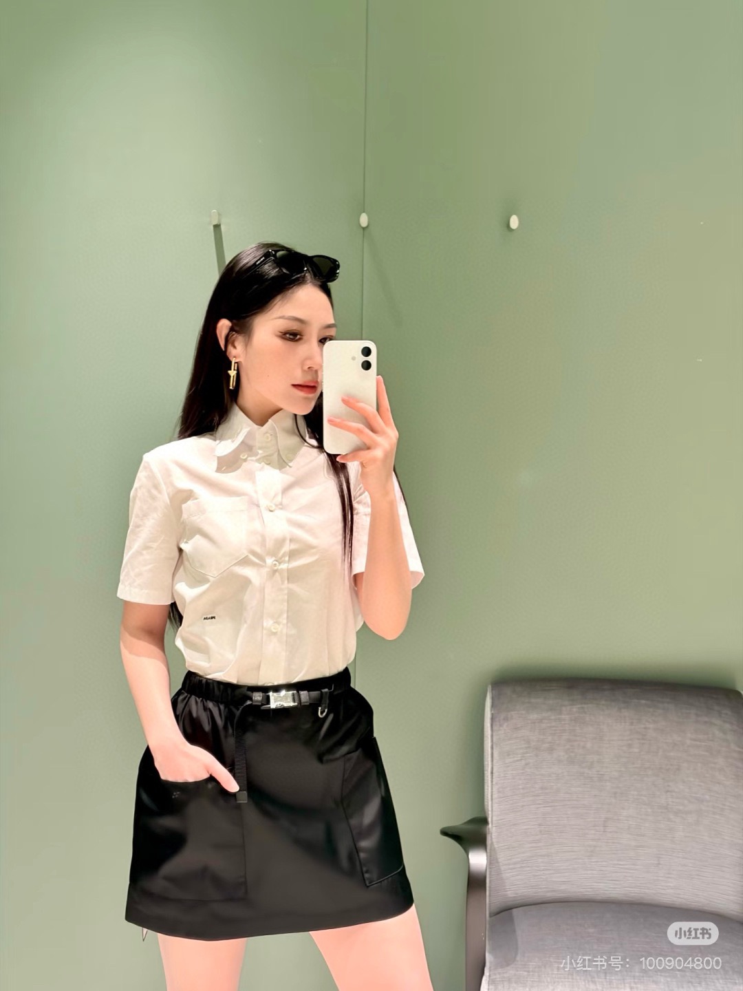 Prada Women Prad*2026 YB,. 𝑆𝑀𝐿 — photo 2