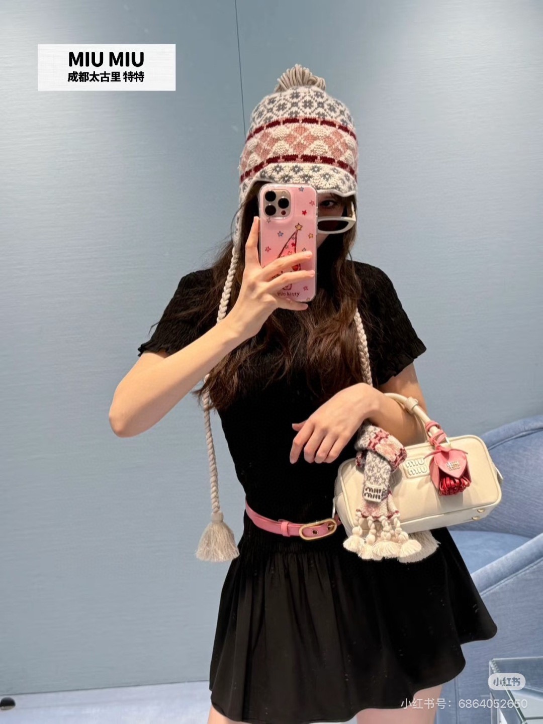 NO:697285,(Hat) *26new Fair Isle cashmere wool cold hat. It has a soft and delicate wrapping feel. It looks very sweet when matched with various outfits~ Exclusively customized imported yb cashmere and wool blended material, with contrasting logo pattern embellishment, highlighting the brand's unique charm and personality!  The pendant tassel design is the overall highlight, a must-have artifact in autumn and winter ~ 1:1 awesome version, the latest item in early spring, look for the exclusive high version, one size fits all,,hats,19860909（帽子）*26new费尔岛羊绒羊毛冷帽 软糯细腻的包裹感,搭配各种穿搭显得整个人非常甜美～ 独家定制进口yb羊绒羊毛混纺材质,撞色徽标图案点缀,凸显品牌独有的魅力个性！吊坠流苏设计做整体亮点,秋冬季节必备神器～1:1超赞版型,早春最新单品,认准独家高版本 均码,,hats,,Women's clothing