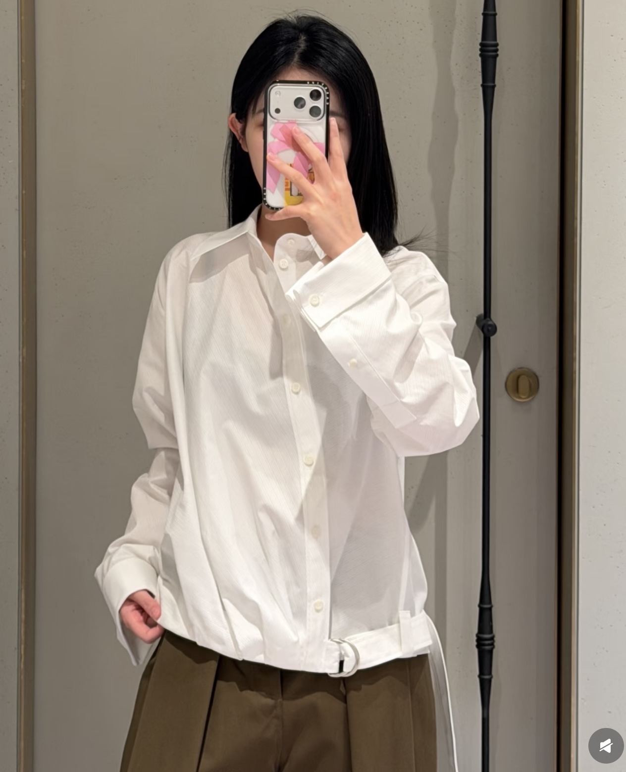 로에베 비대칭 실루엣 벨티드 여성 셔츠 상세 이미지 2