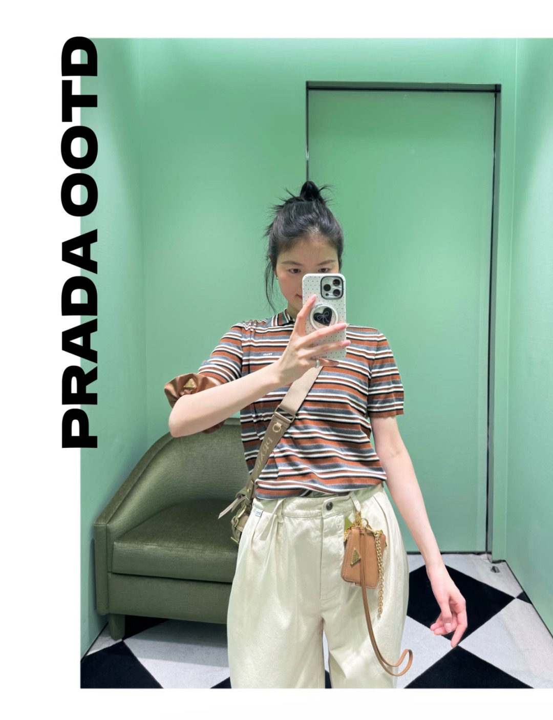프라다 여성 반팔 135449 Prada T Shirt 썸네일 이미지