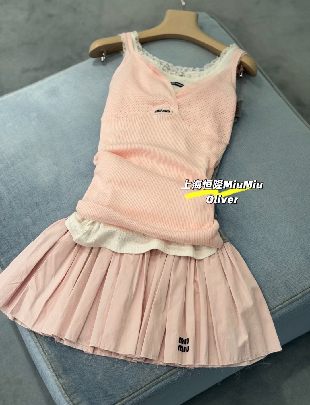미우미우 여성 반팔 119297 Miu Miu T Shirt