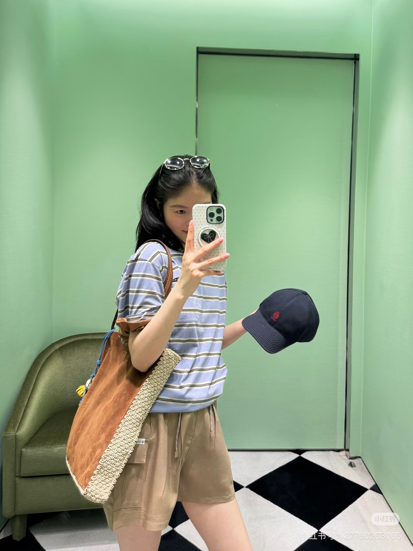 프라다 카키 카고 반바지 여성 바지 상세 이미지 4