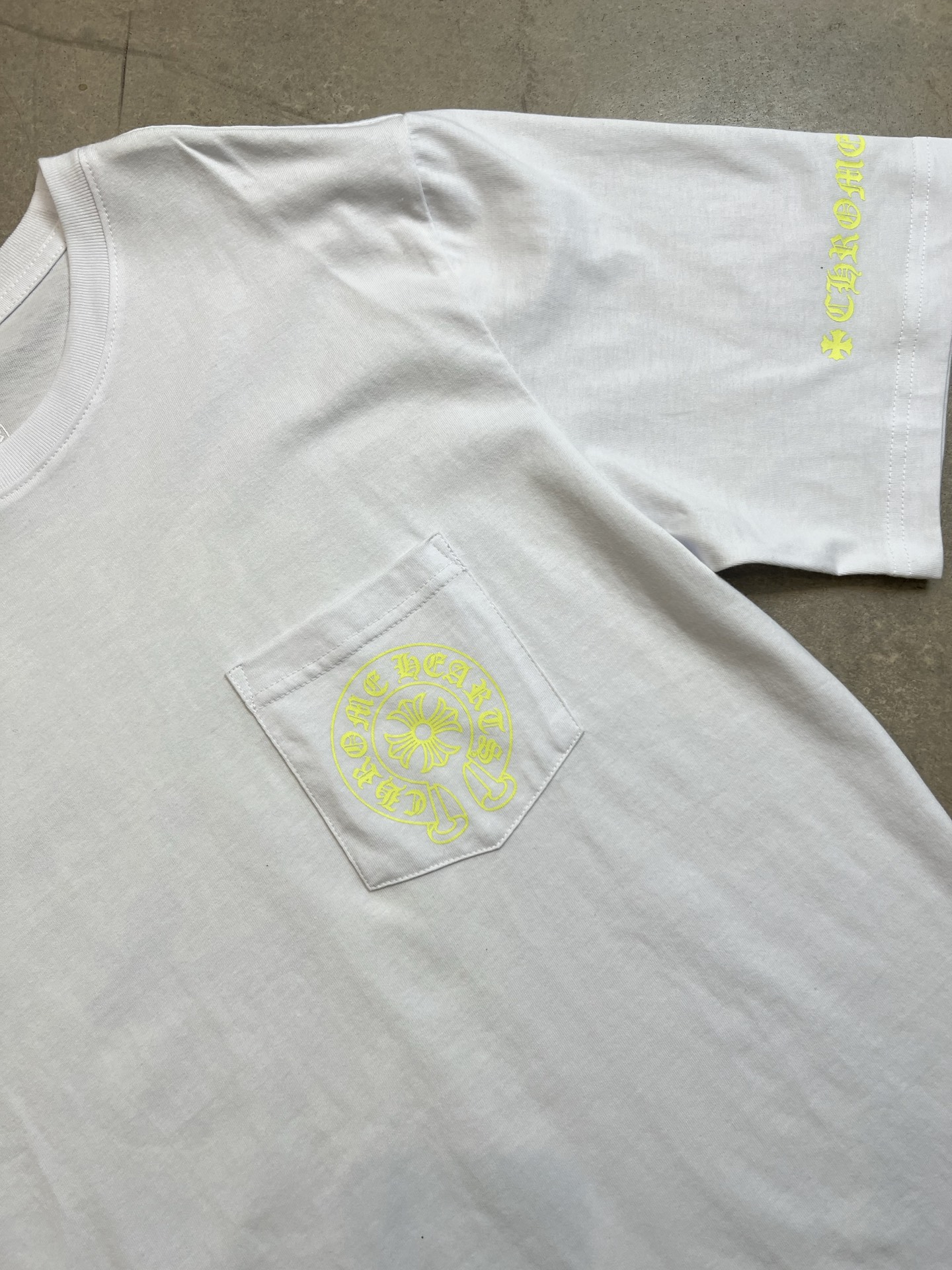 크롬하츠 여성 반팔 131914 Chrome Hearts T Shirt 썸네일 이미지