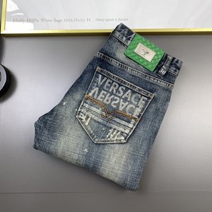 Versace Clothing Jeans Fall/Winter Collection