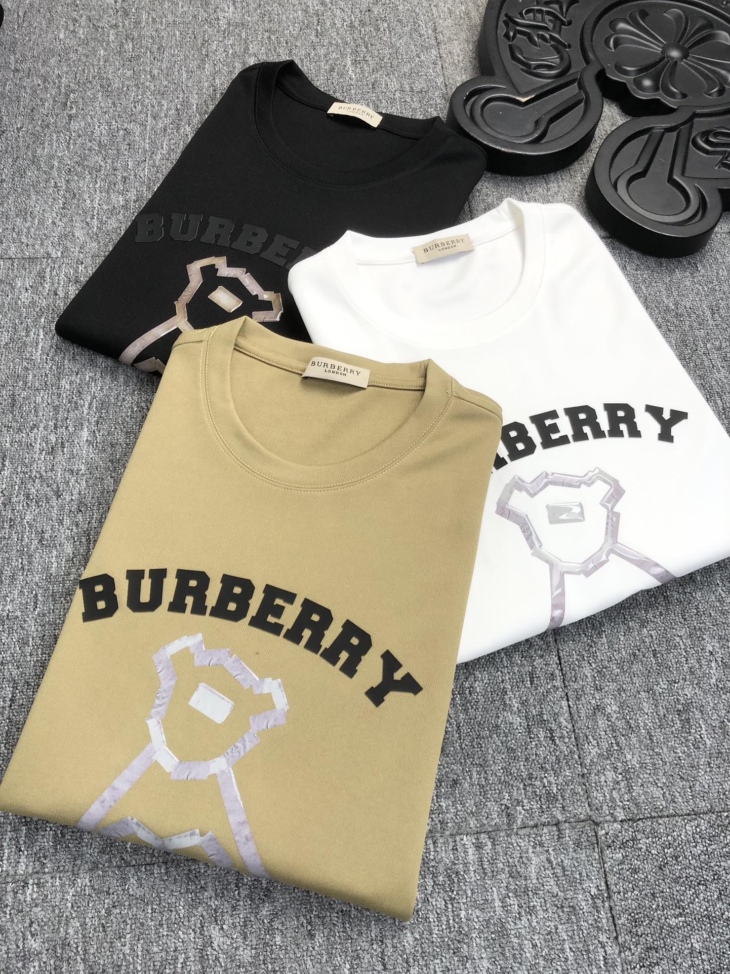 Burberry巴宝莉2024秋冬男士卫衣新品春季必备新品经典款套头卫衣甄选360g高克重卫衣面料新工艺