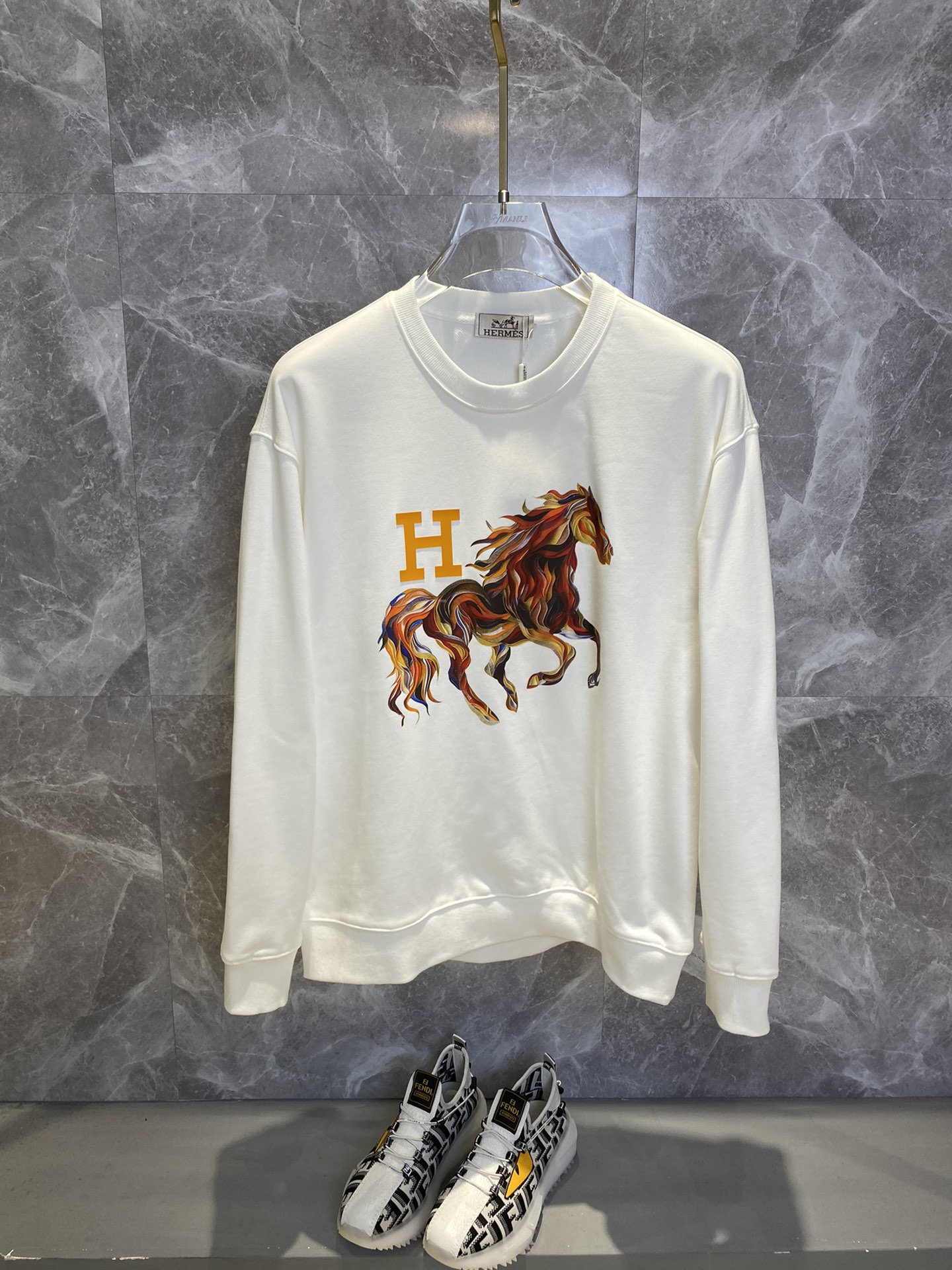Hermes Horse Graphic Print Black Sweatshirt Long Sleeves Pullover For Men 4 i1726736035 6811 6