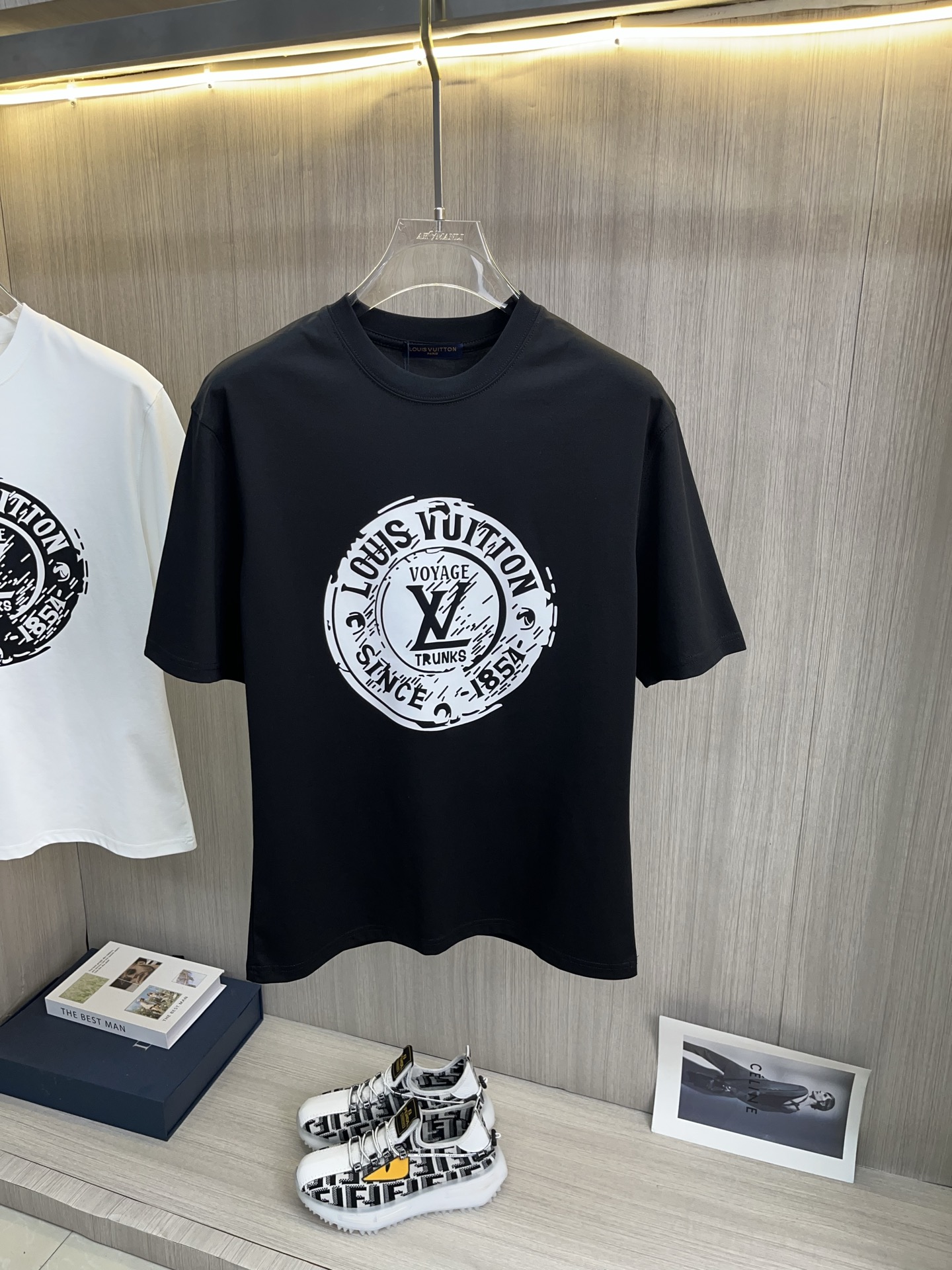 Louis Vuitton טי שירט שרוול קצר לגברים ולנשים, עיצוב עכשווי 2 i1747322590429 7248 0 0