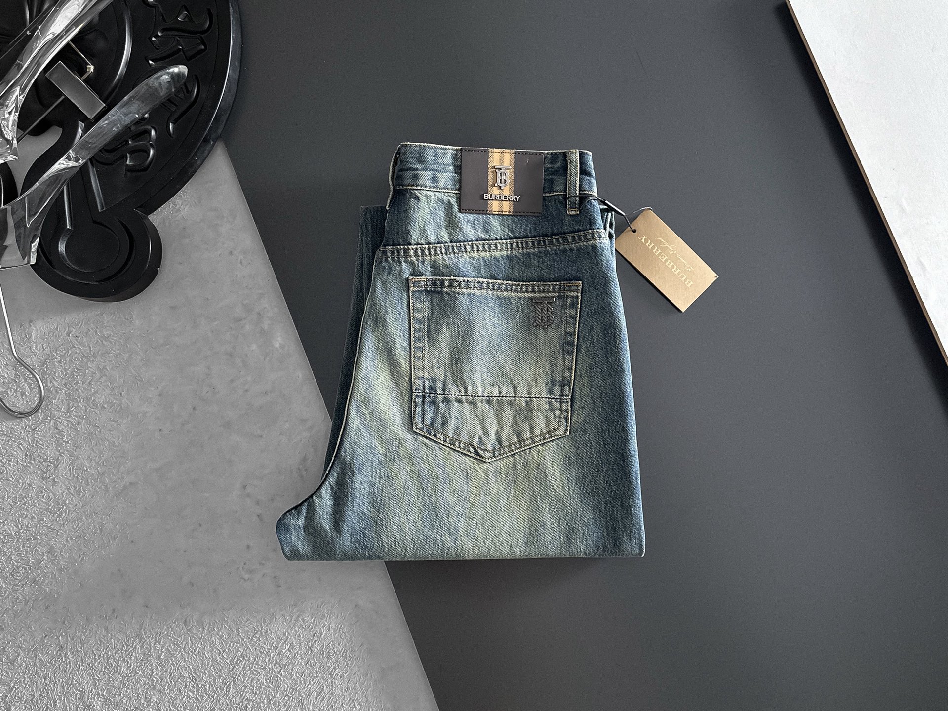 P800 BBR Cowboy Pocket Pants: Retro Gradient Style with Fine Details - 图片 1