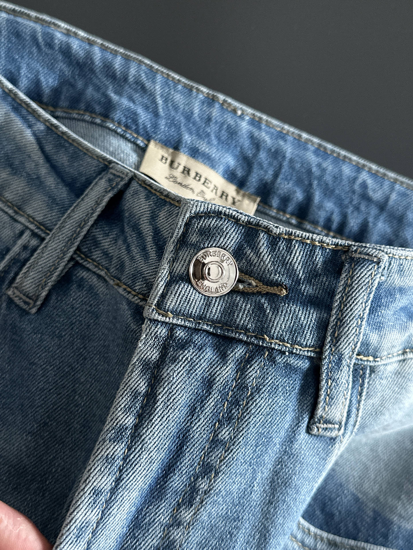 P800 BBR Cowboy Pants with Unique Gradient Effect and Retro Details - 图片 6