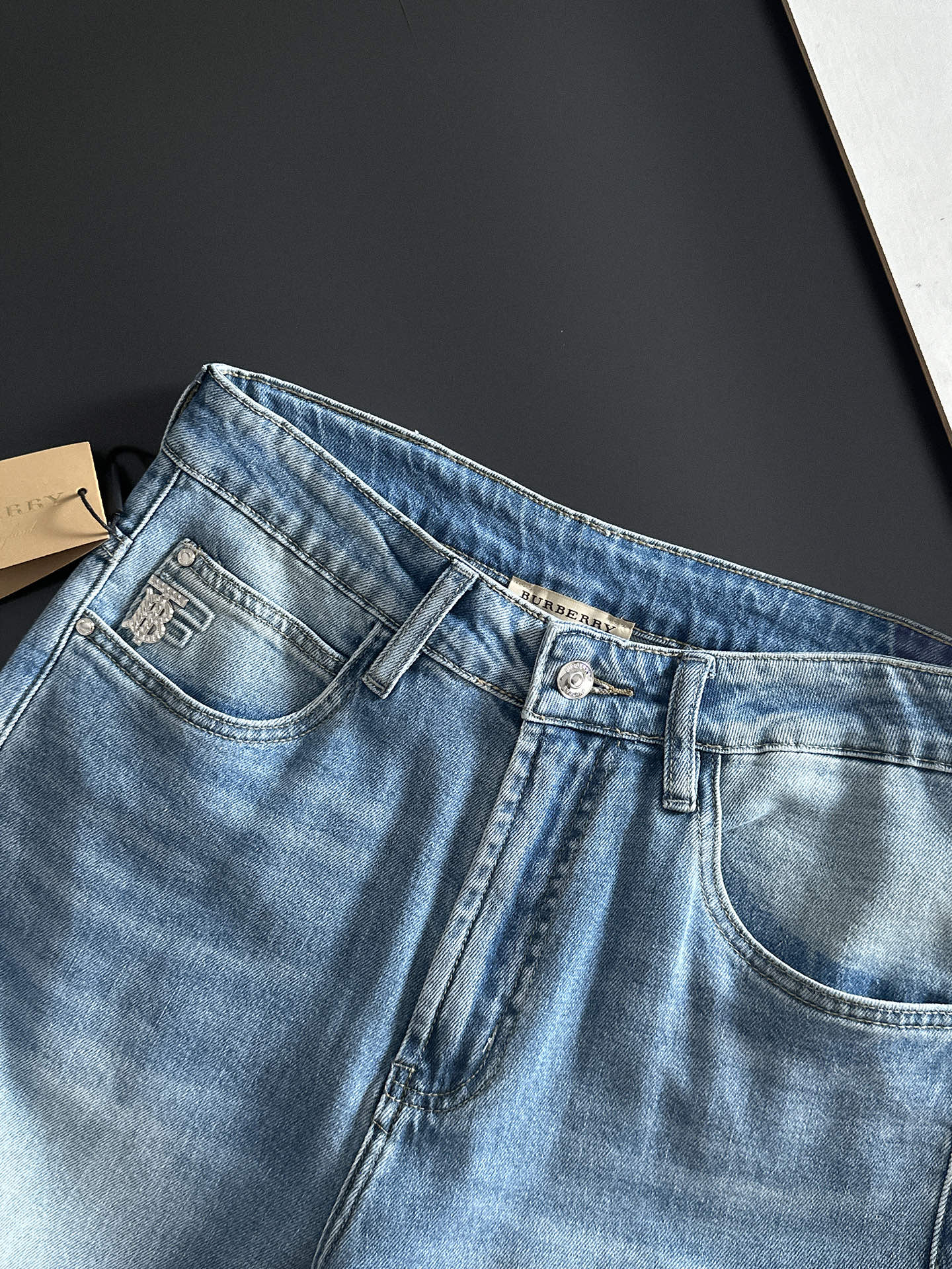 P800 BBR Cowboy Pants with Unique Gradient Effect and Retro Details - 图片 4