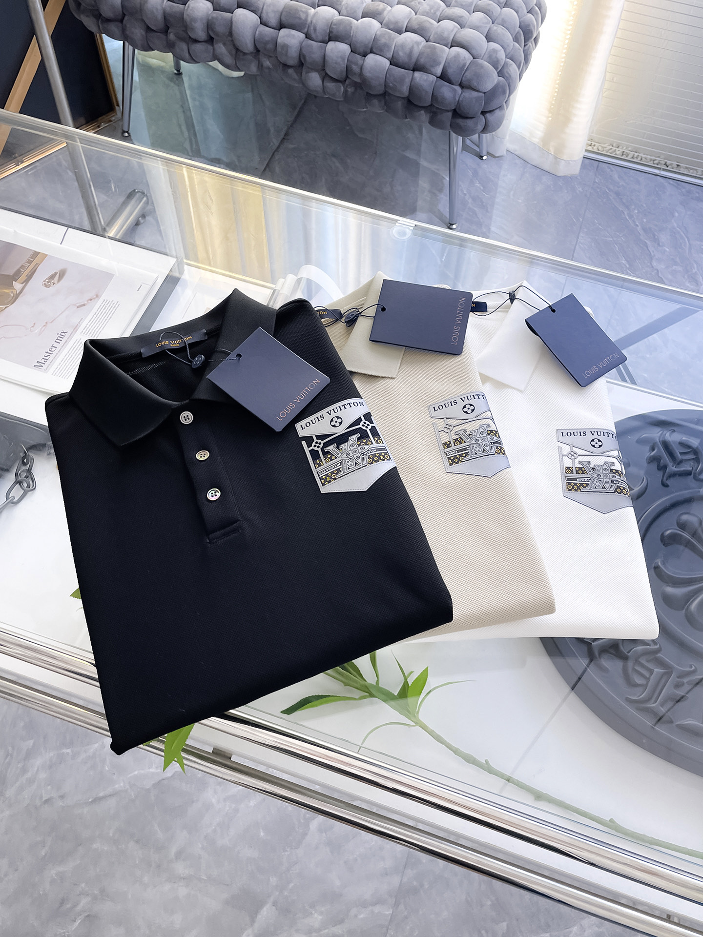 Louis Vuitton 2025 Spring/Summer Polo Shirt - Short Sleeve, Embroidered Design 2 i1753168561150 4082 0 0