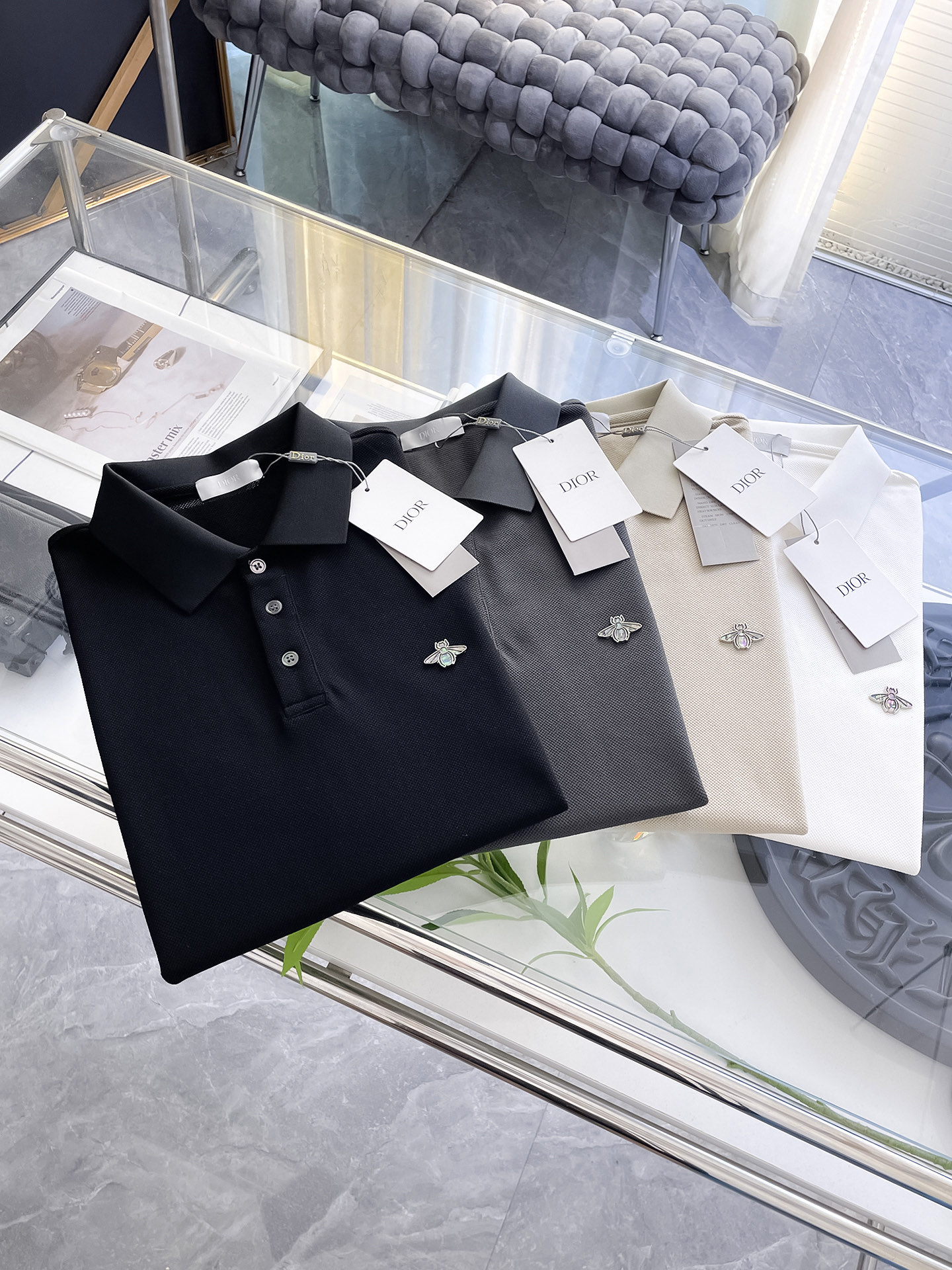 NO:506465,Dior/Dior 2025 spring and summer new products are available, complete three standards, lapel short-sleeved POLO shirt, good products do not need to be introduced too much, look at the details, counter number M-XXXL 175/140 Suggestions L,,dior,dior,T-shirt,alexander wang19860909Dior/迪奥 2025年春夏新品上新 三标齐全 翻领短袖POLO衫 好货不用过多介绍 看细节 专柜码数M-XXXL 175/140建议L,,dior,dior,T-shirt,alexander wang,Men's clothing