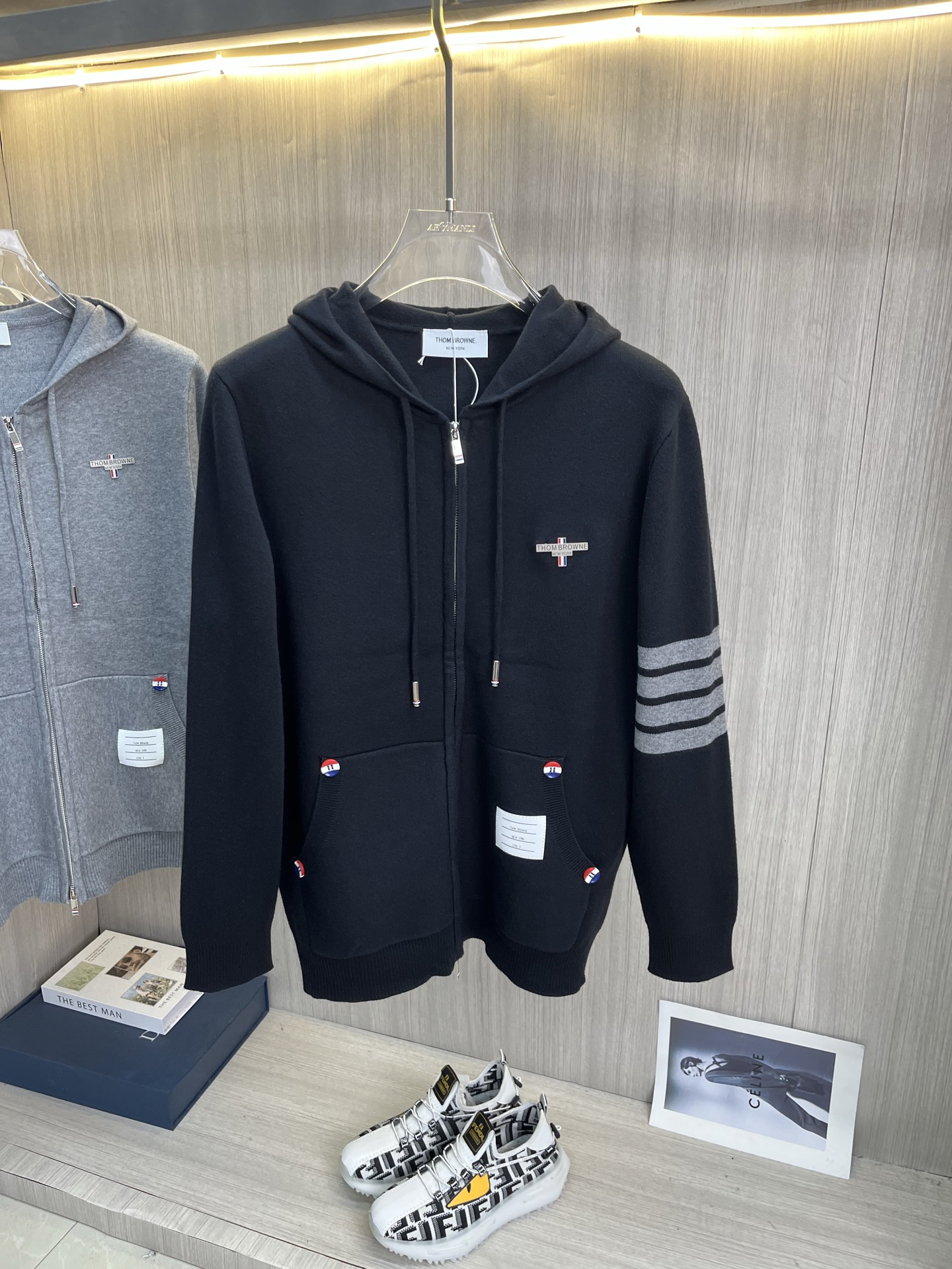 _dje9sm8FRdGwg0U6UhaSQQG7EWGLmTfI6AGK95A