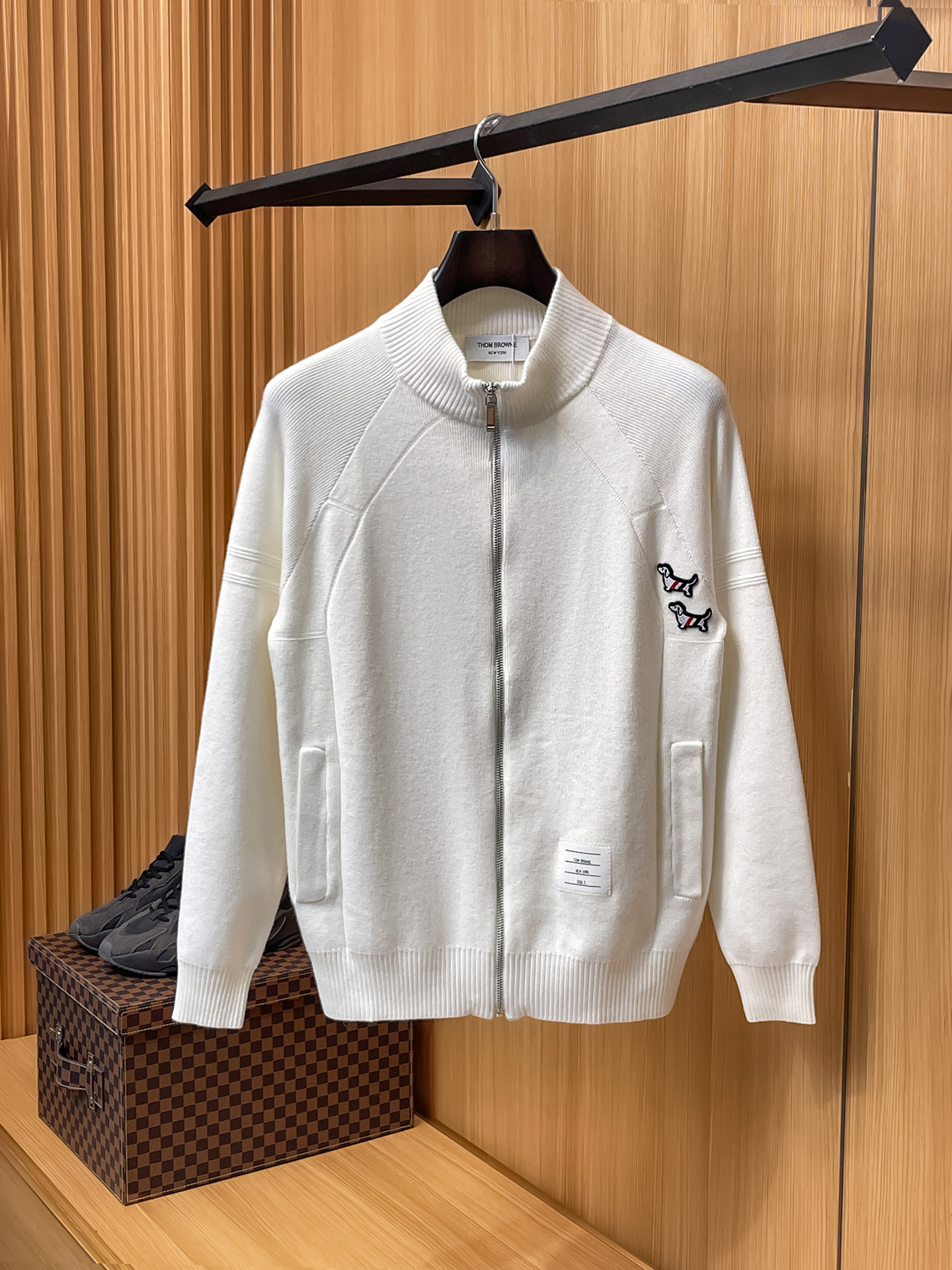 _dkE9smCQNQLwxpzhxMo_zYVdW-A5mBrR1Wzmkxw