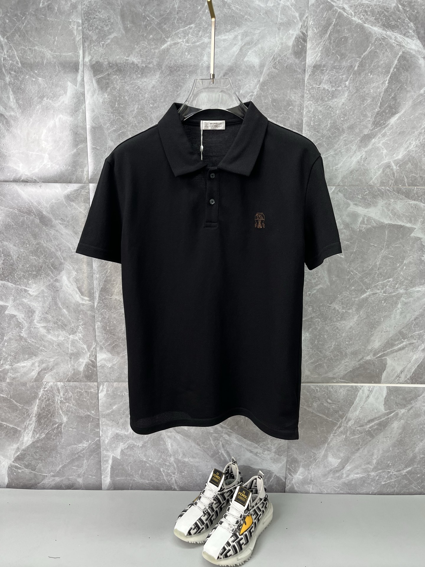 NO:912574,B.C 2026 spring and summer new polo shirt business casual lapel short-sleeved T-shirt [embroidered small logo] The exquisite and fitted tailoring sets off the minimalist design style, showing the elegant style at a glance!  High gram weight 260g pure cotton pique fabric, the quality is supreme, the materials used will never disappoint, the fabric surface is fine and smooth, soft and skin-friendly, the cotton is full, with elasticity, the upper body is high-end and crisp and stylish at the same time, sizes M-3XL, T-shirt, tees, t-shirt,19860909B.C 2026春夏新款polo衫商务休闲翻领短袖T恤【刺绣小logo】精致合体的剪裁版型衬托出了极简主义的设计风格,把优雅风展露的一览无余！高克重260g纯棉珠地面料,品质至上,用料永远不会让人失望,布面精细光滑,柔软亲肤,棉质饱满,附有弹力 ,上身高档的同时又挺括有型,尺码M-3XL,,T-shirt,tees，t-shirt,,Men's clothing