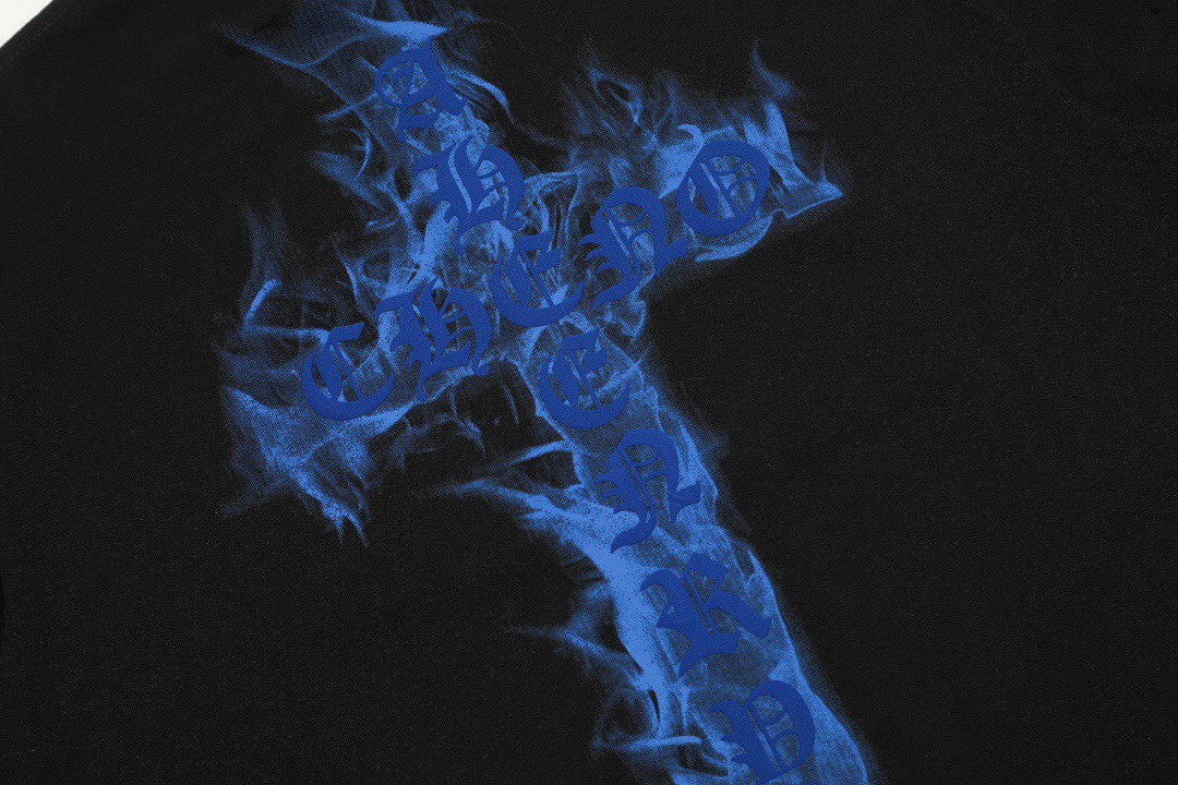 Chrome Hearts Camiseta de Manga Corta con Cruz Azul - Edición 2025 4 i1744399251 7821 1