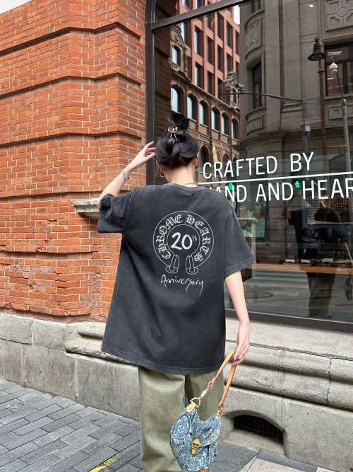 Chrome Hearts Cross Print Oversized T-Shirt - Vintage Wash Black, Unisex 1 Chrome Hearts Cross Print Oversized T-Shirt – Vintage Wash Black, Unisex
