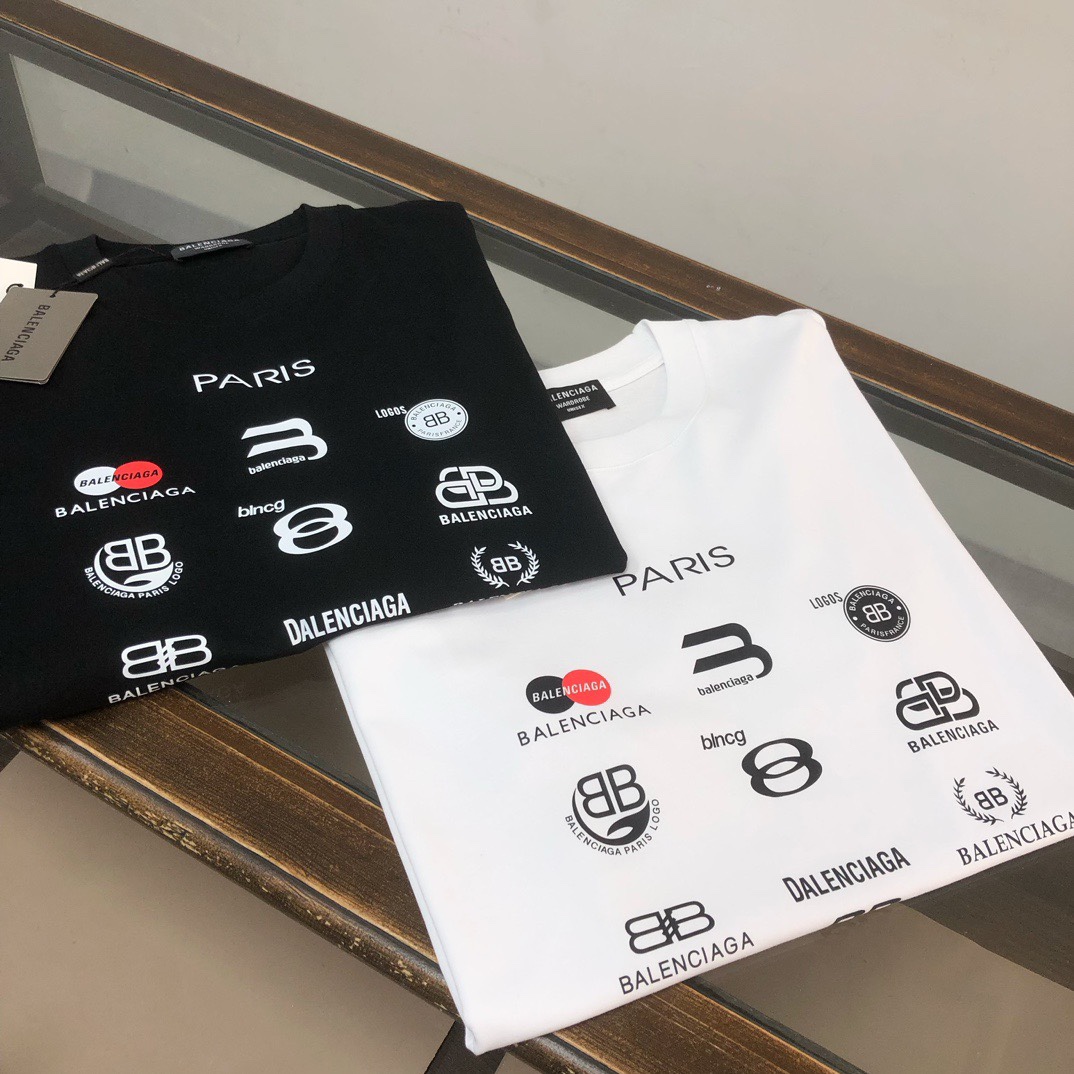 Balenciaga Camiseta Estampada Clásica de Manga Corta para Hombre 3 i1744654411 8486 3