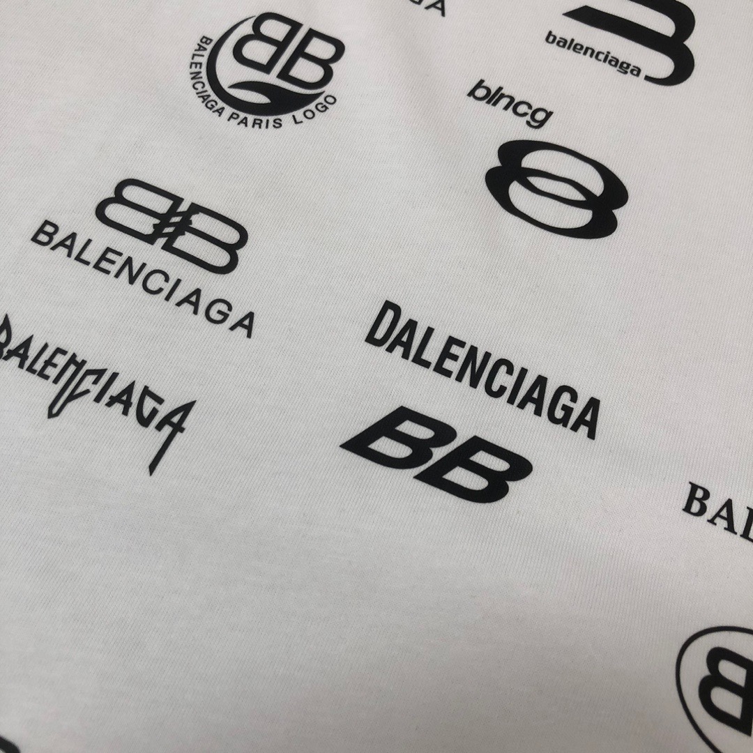 Balenciaga Camiseta Estampada Clásica de Manga Corta para Hombre 7 i1744654412 4758 5