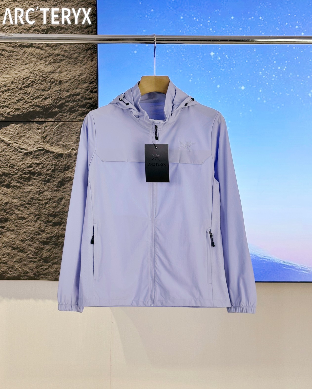 Arc'teryx Chaqueta Ligera con Capucha y Protección Solar para Hombre y Mujer 4 a1749653686367 0362