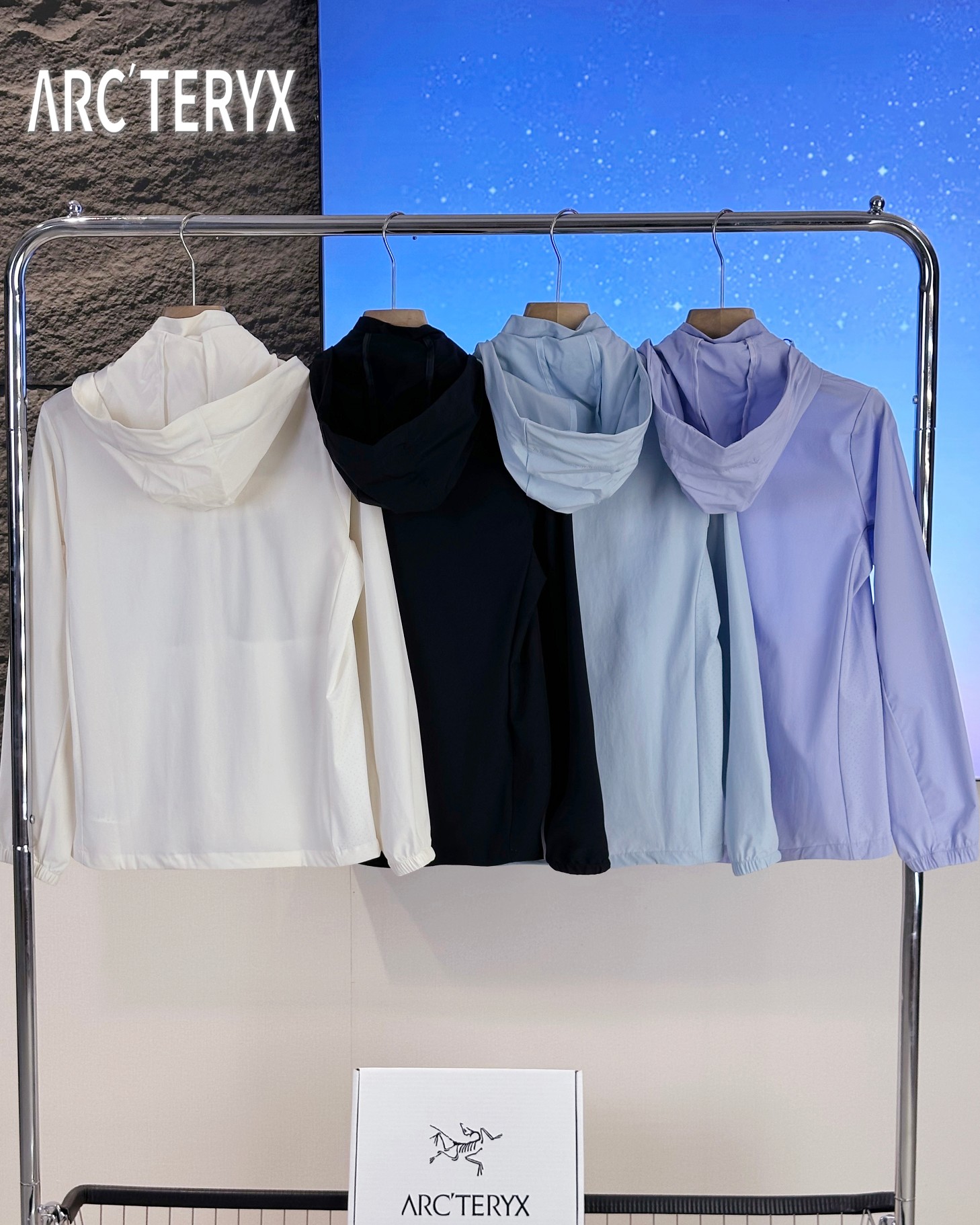Arc'teryx Chaqueta Ligera con Capucha y Protección Solar para Hombre y Mujer 3 a1749653686895 2105