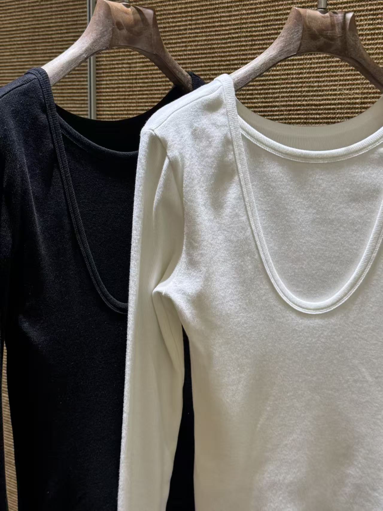 Women's Slim Fit Thermal Underwear Top - Soft, Warm, and Versatile Base Layer 3 i1762319609586 1786 0 1