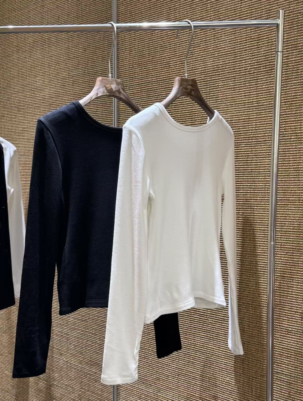 Women's Slim Fit Thermal Underwear Top - Soft, Warm, and Versatile Base Layer 4 i1762319609586 3575 0 2