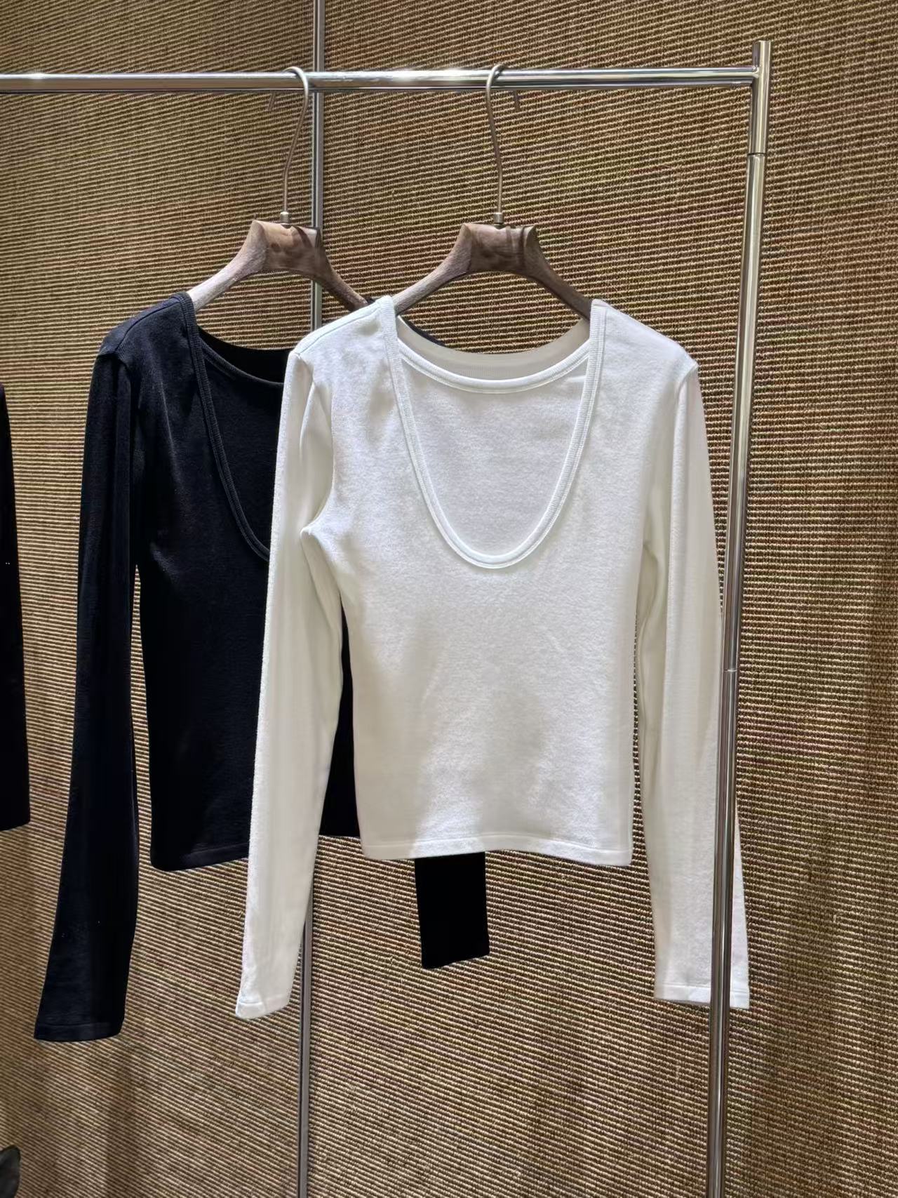 Women’s Slim Fit Thermal Underwear Top – Soft, Warm, and Versatile Base Layer