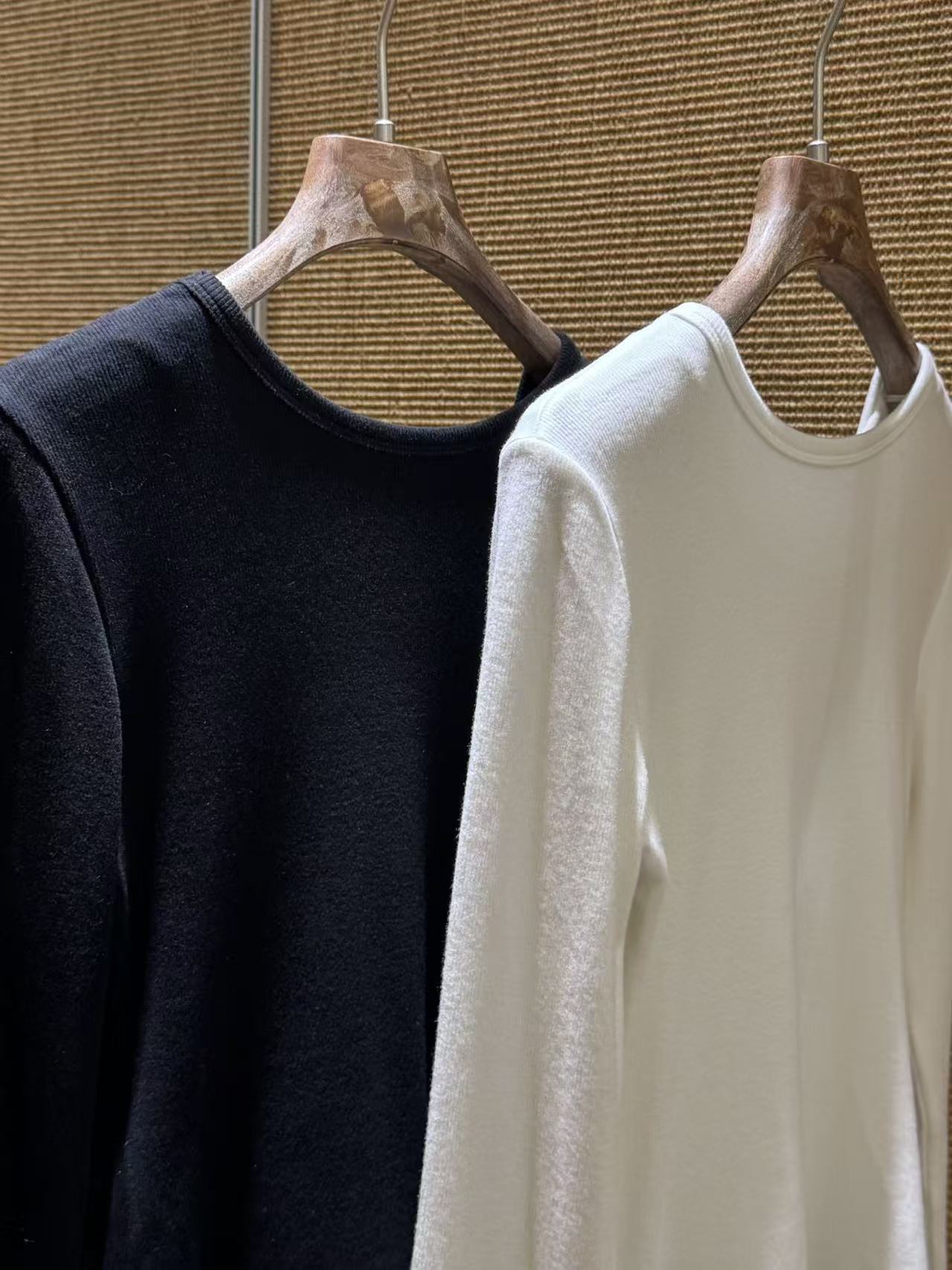 Women's Slim Fit Thermal Underwear Top - Soft, Warm, and Versatile Base Layer 5 i1762319609587 8974 0 3