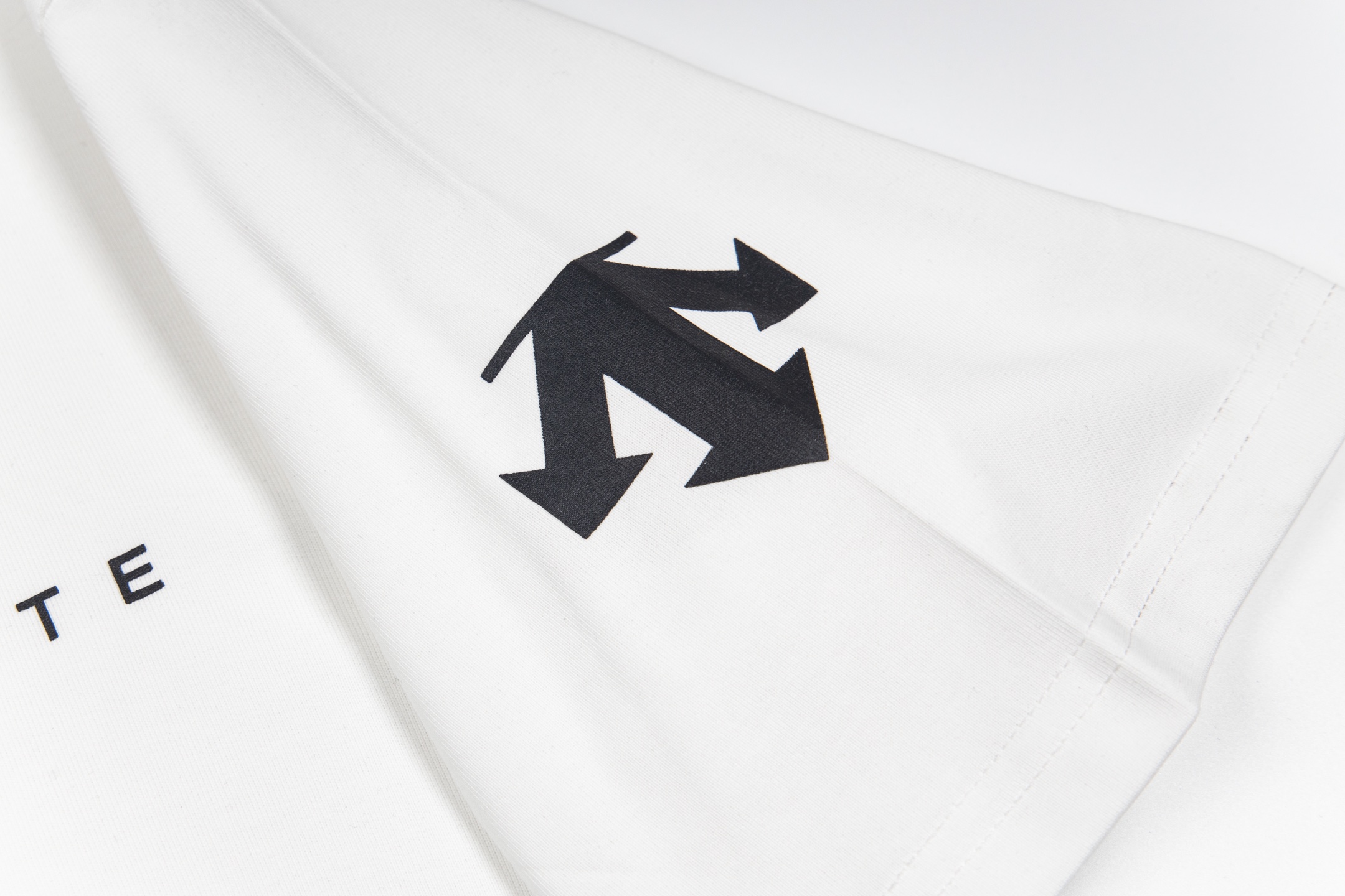 High-End 32s Double-Sharp Fabric Lasagna Jacket in Black and White, Sizes XS-L - 图片 3