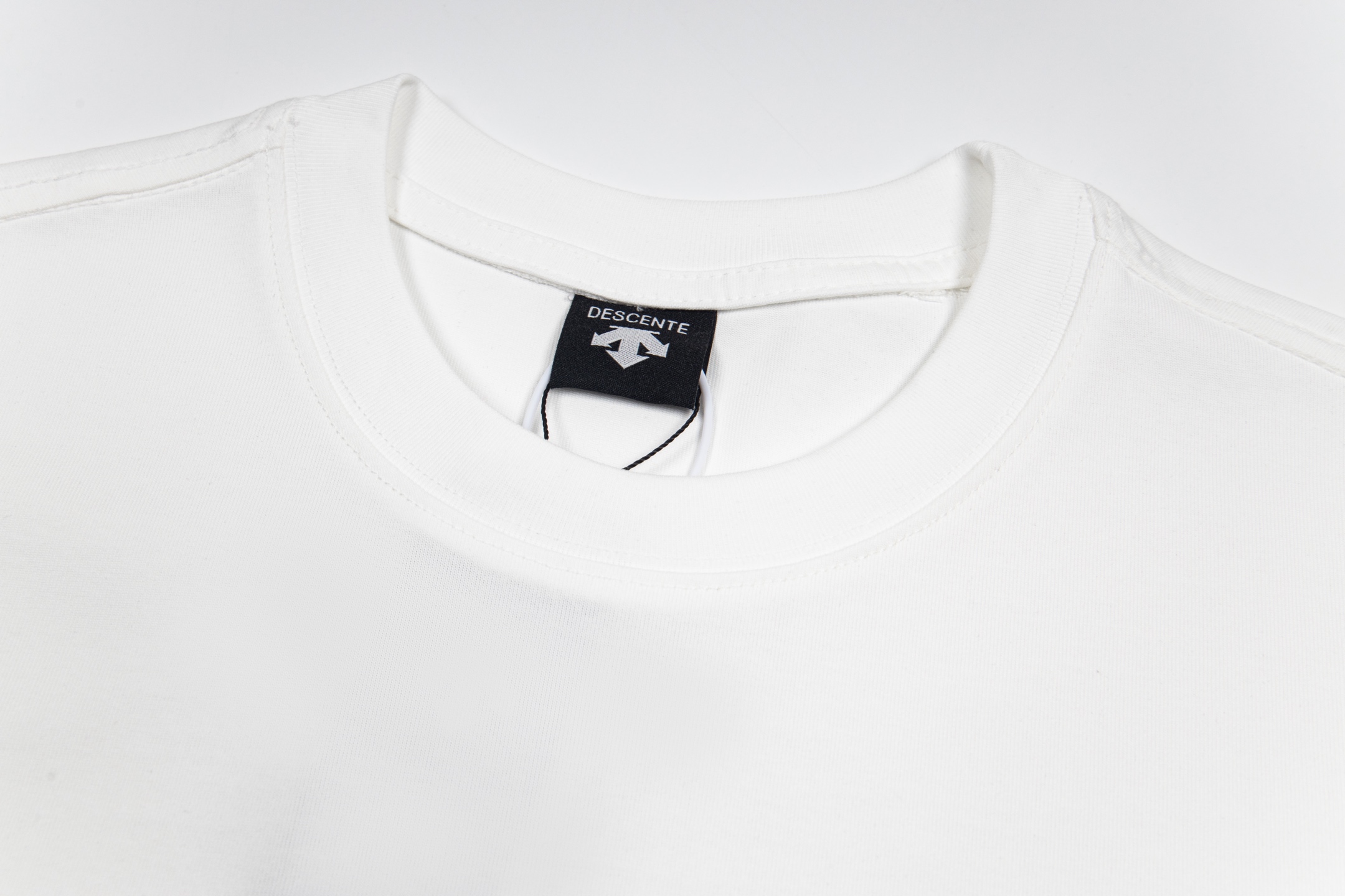 High-End 32s Double-Sharp Fabric Lasagna Jacket in Black and White, Sizes XS-L - 图片 5