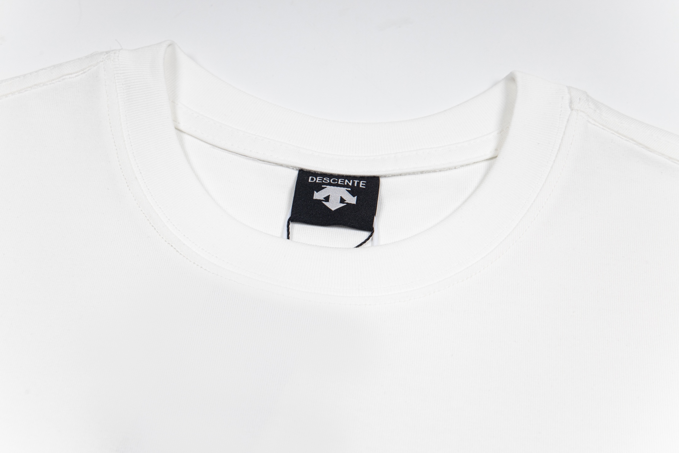 High-End Double-Sharp 280g Fabric Jacket in Black and White, XS-L Sizes - 图片 5