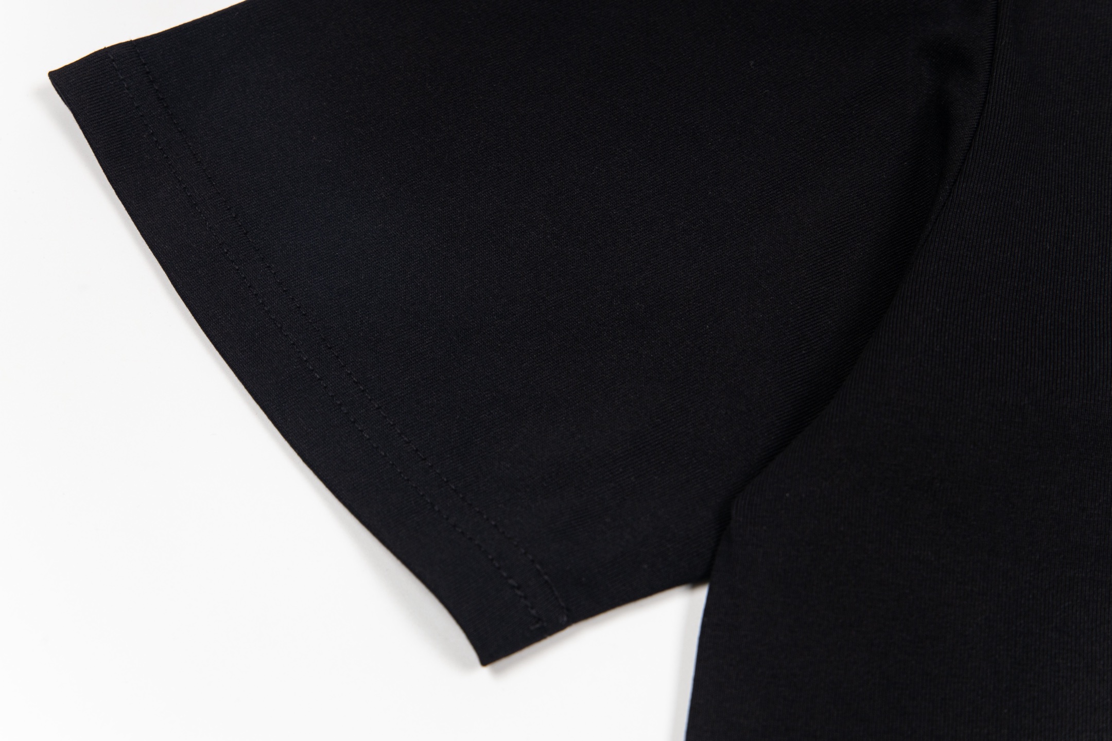 High-Quality Double-Garter Fabric: Disant Descente Series 32s, 280g, Black & White, XS-L - 图片 6