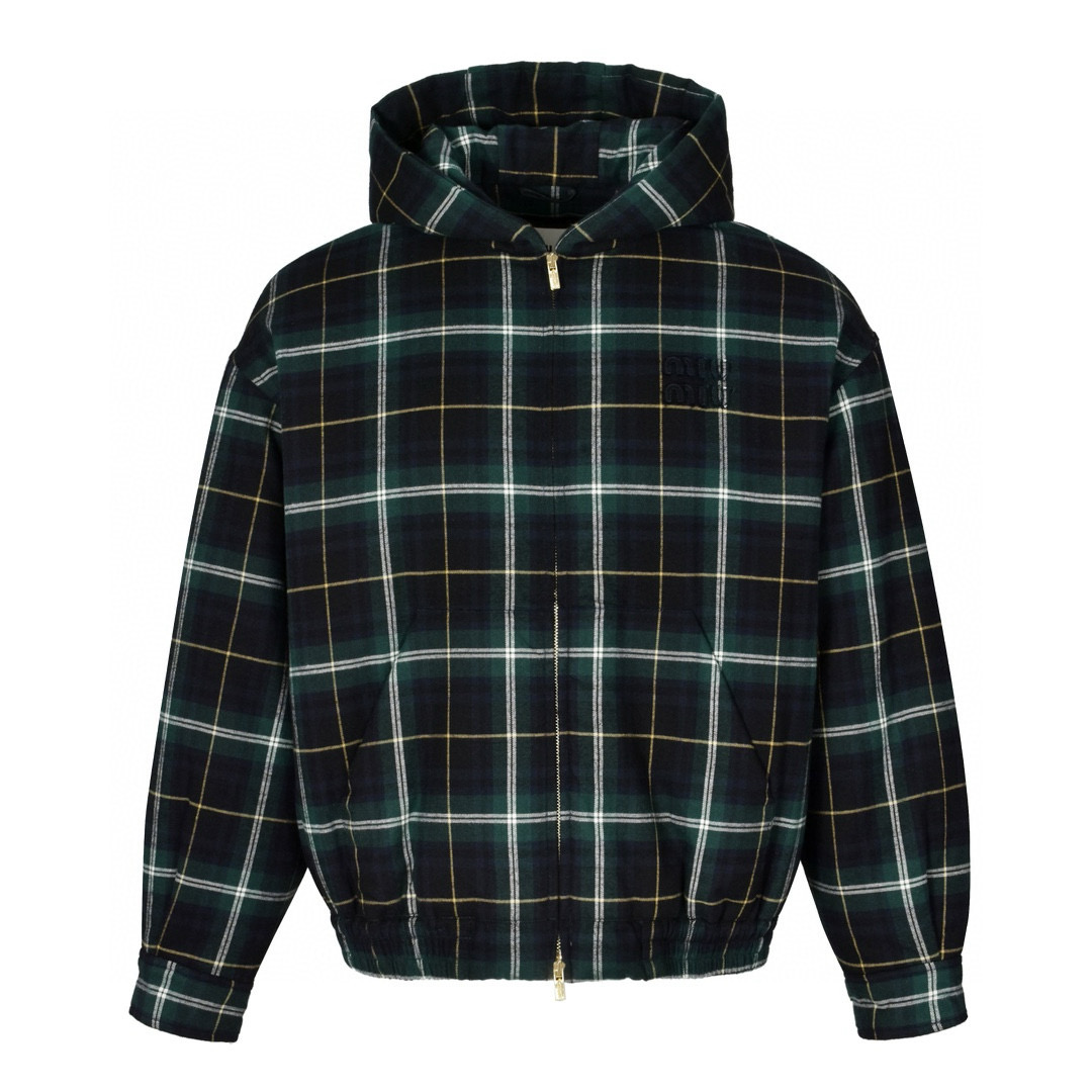 【供应独家】 MiuMiu 24FW Chaqueta acolchada con capucha de cuadros verdes. Original comprado por 30,900 para desarrollo. La t…