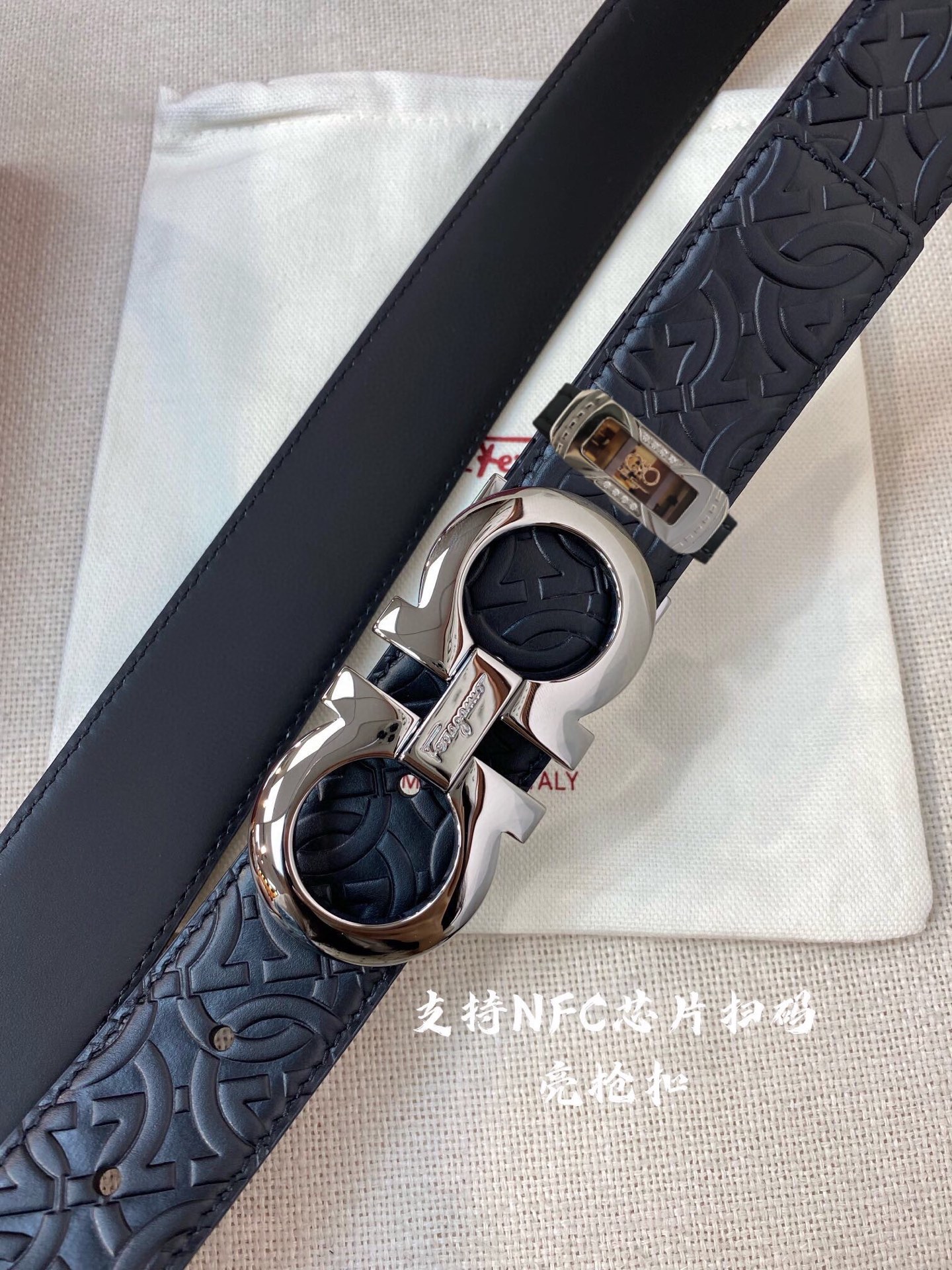 Ferragamo 菲拉格慕 NFC-F3.5cm高级定制款男士皮带 ，双面进口牛皮，自行选择搭配 真材实料 很有质感 不失风范 可自行裁剪