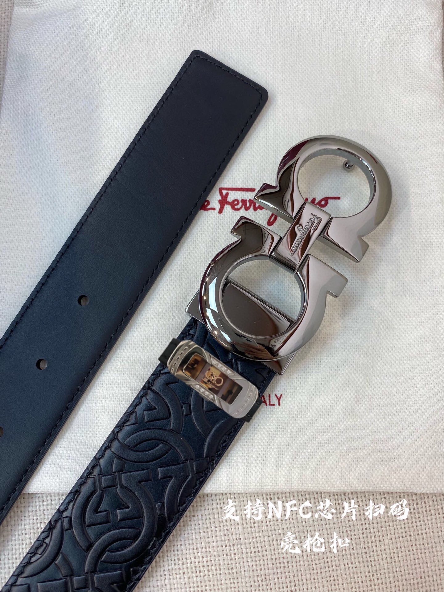 Ferragamo 菲拉格慕 NFC-F3.5cm高级定制款男士皮带 ，双面进口牛皮，自行选择搭配 真材实料 很有质感 不失风范 可自行裁剪