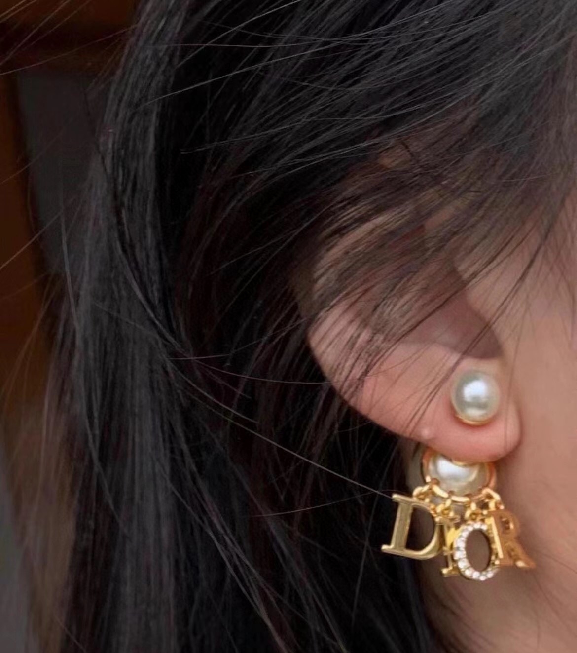 Dior 迪奥 字母耳钉 6