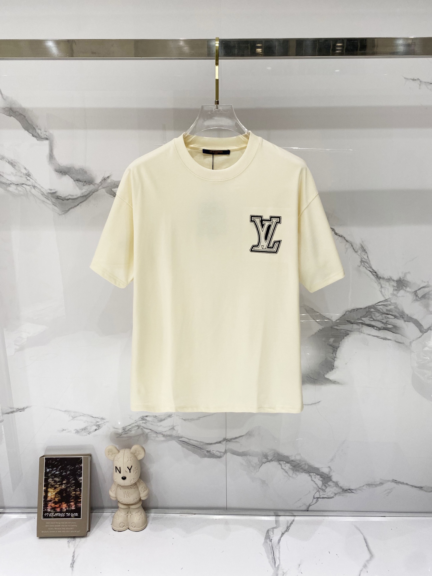 P75 louis Vuitton/Louis Vuitton - camiseta de puro algodón 260 g con cuello redondo y letra LOGO en el pecho, microetiq…